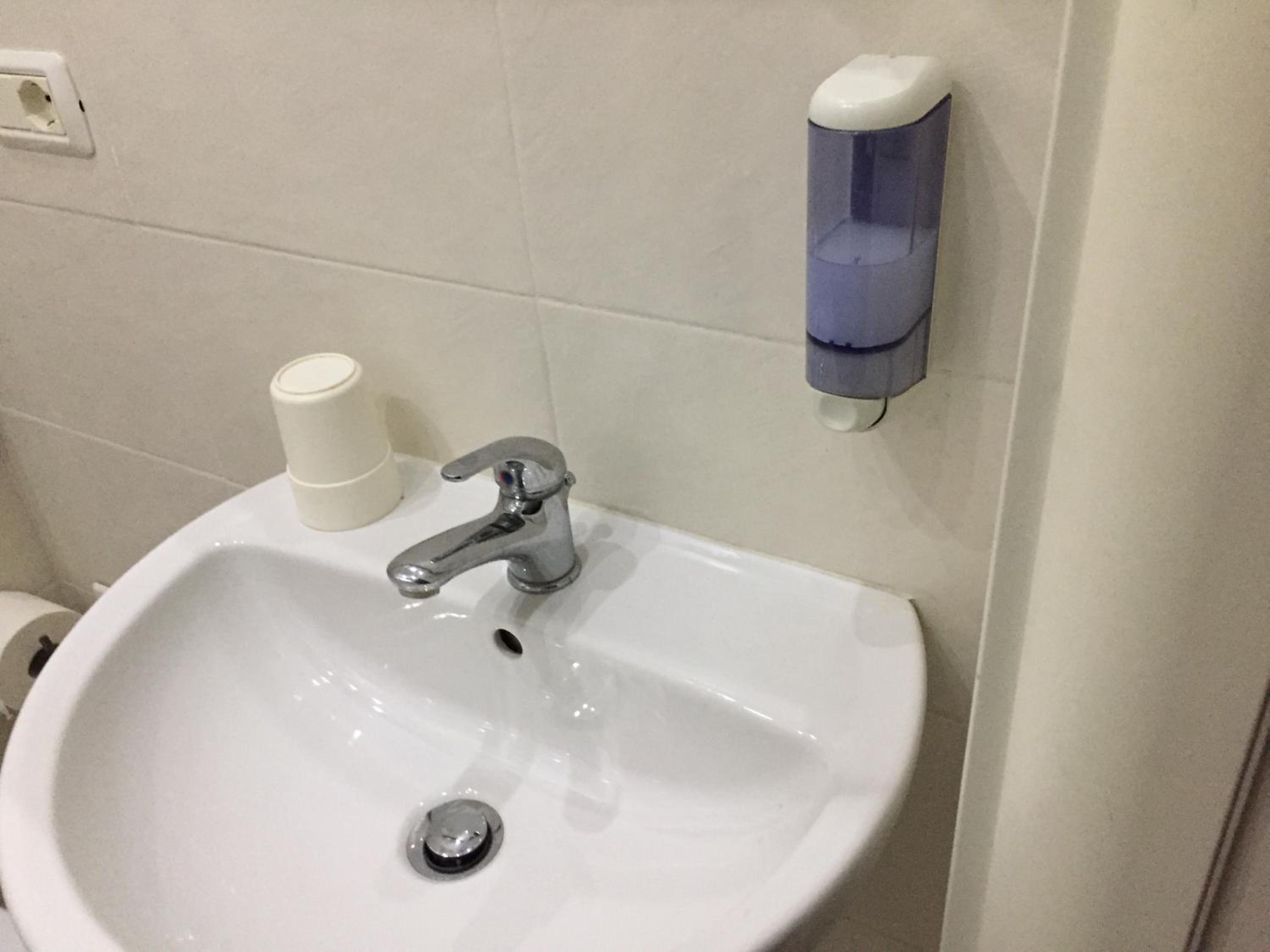 Economy Double or Twin Room