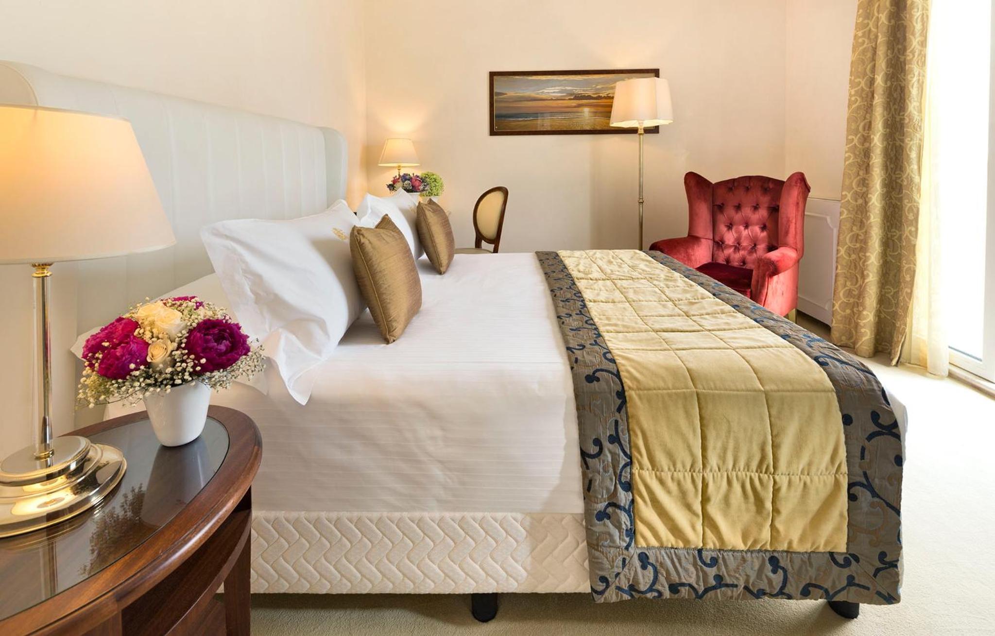 Perignon Suite with Sea View with Spa access