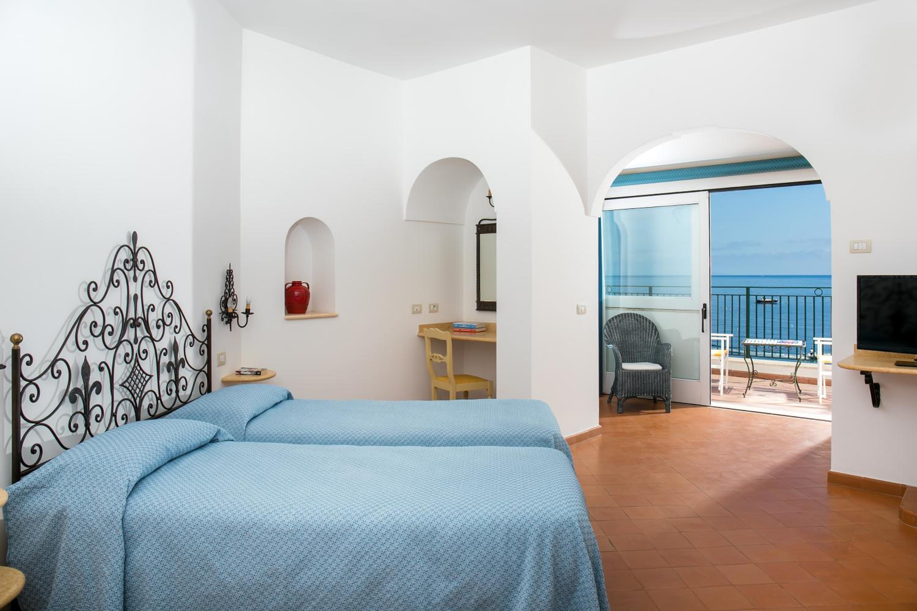 Superior Double Room with Sea View