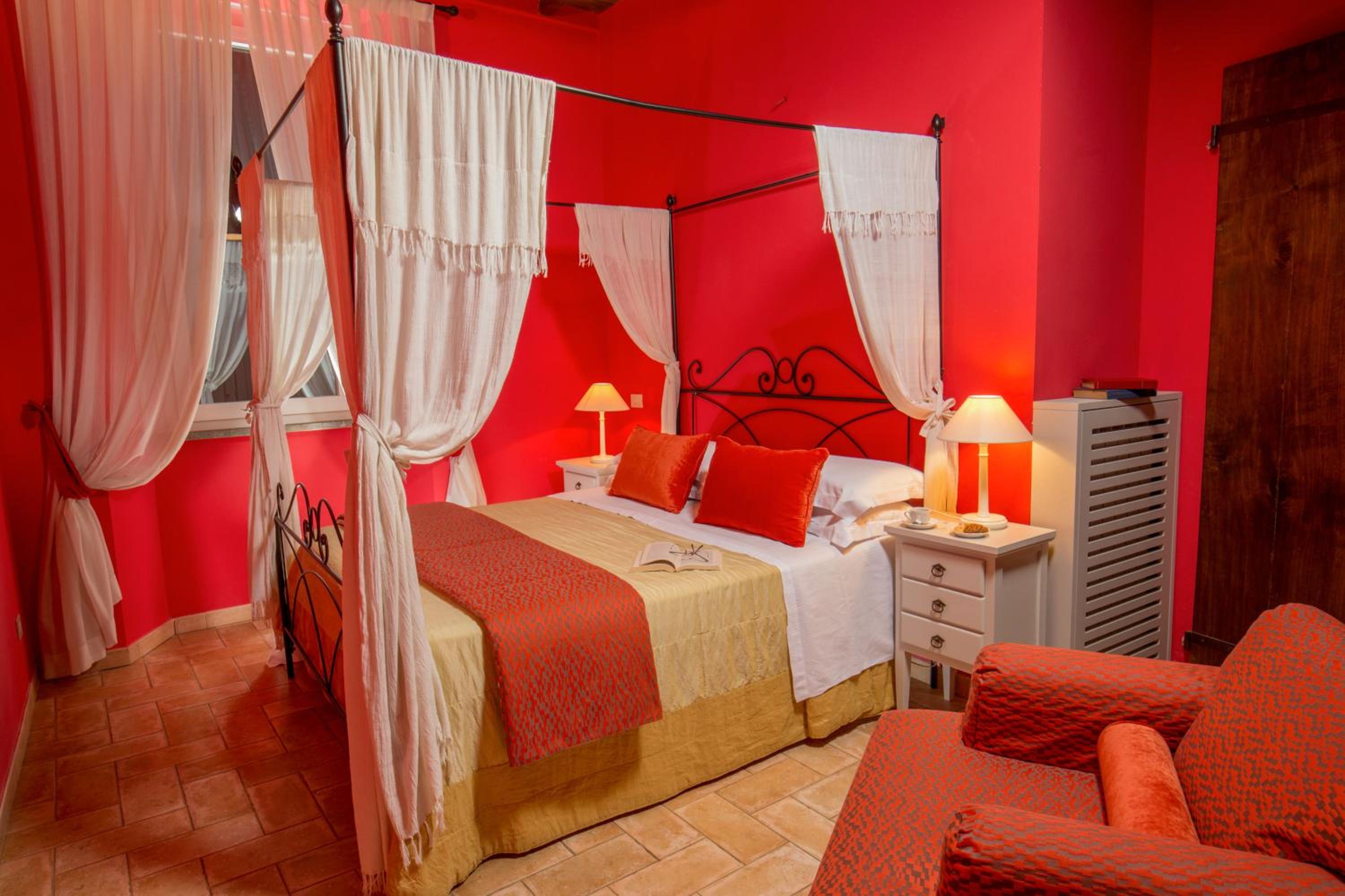 One-Bedroom Apartment (3 Adults) - Separate Building