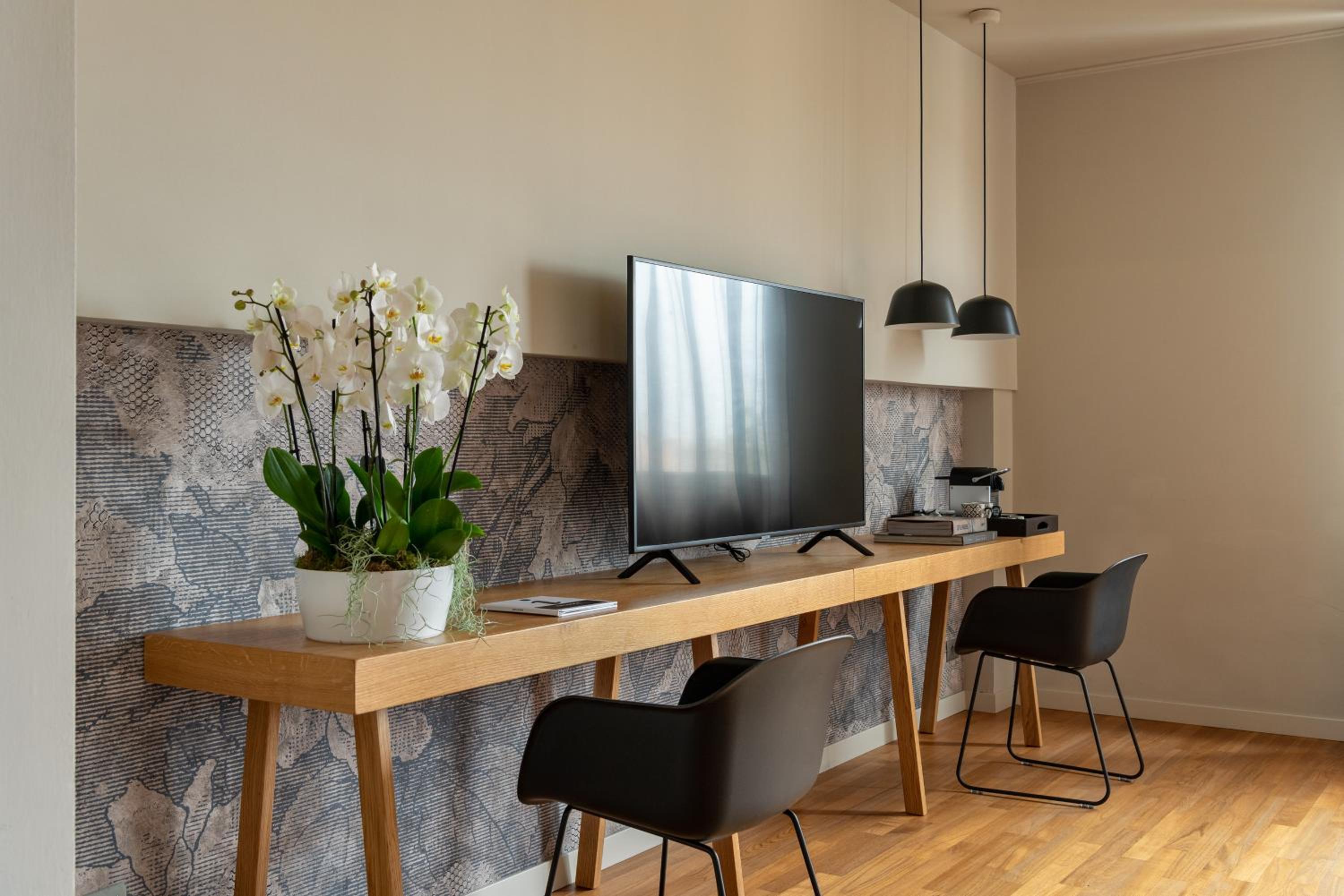 Junior Suite with Shower