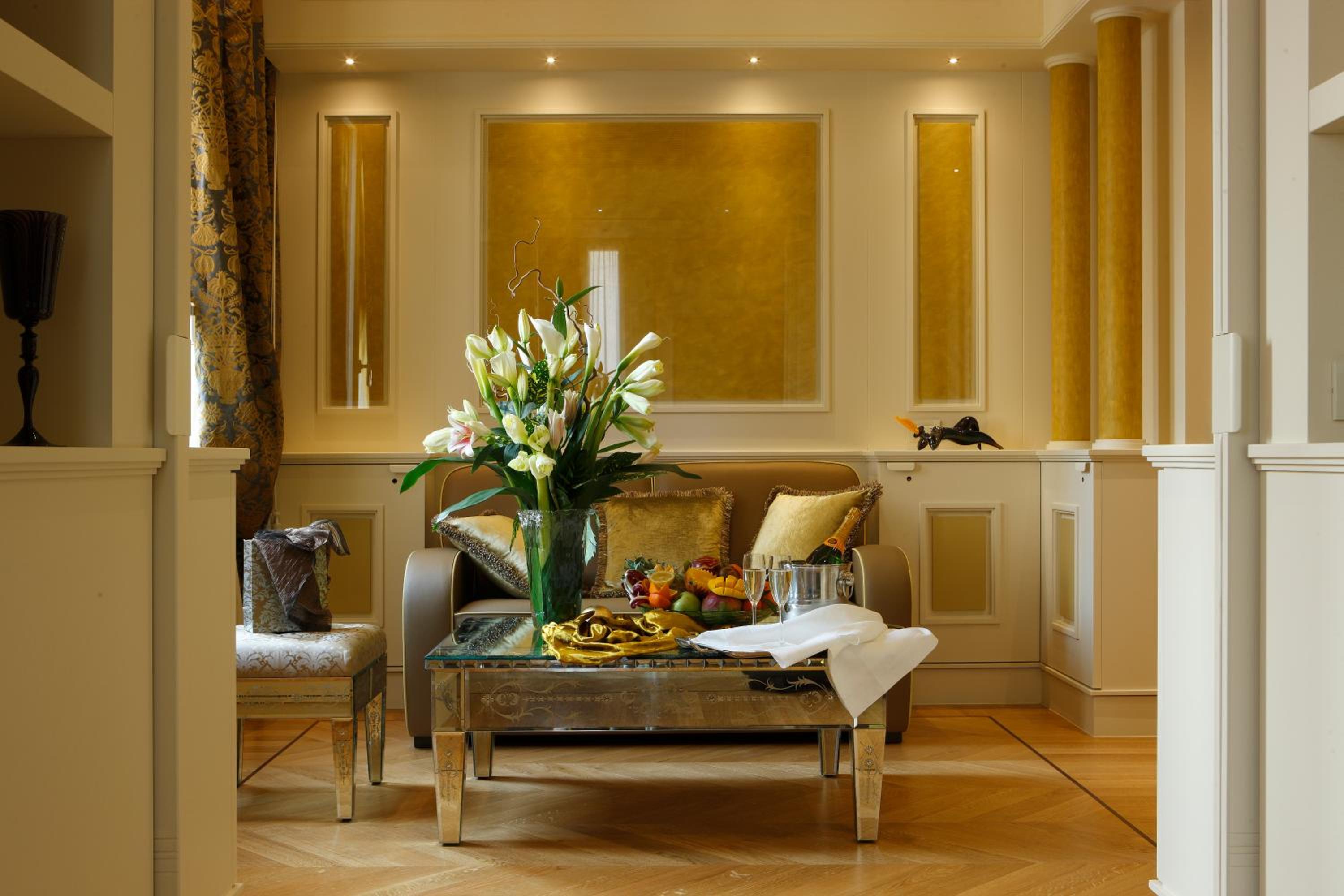 Two-Bedroom Suite San Marco Square View