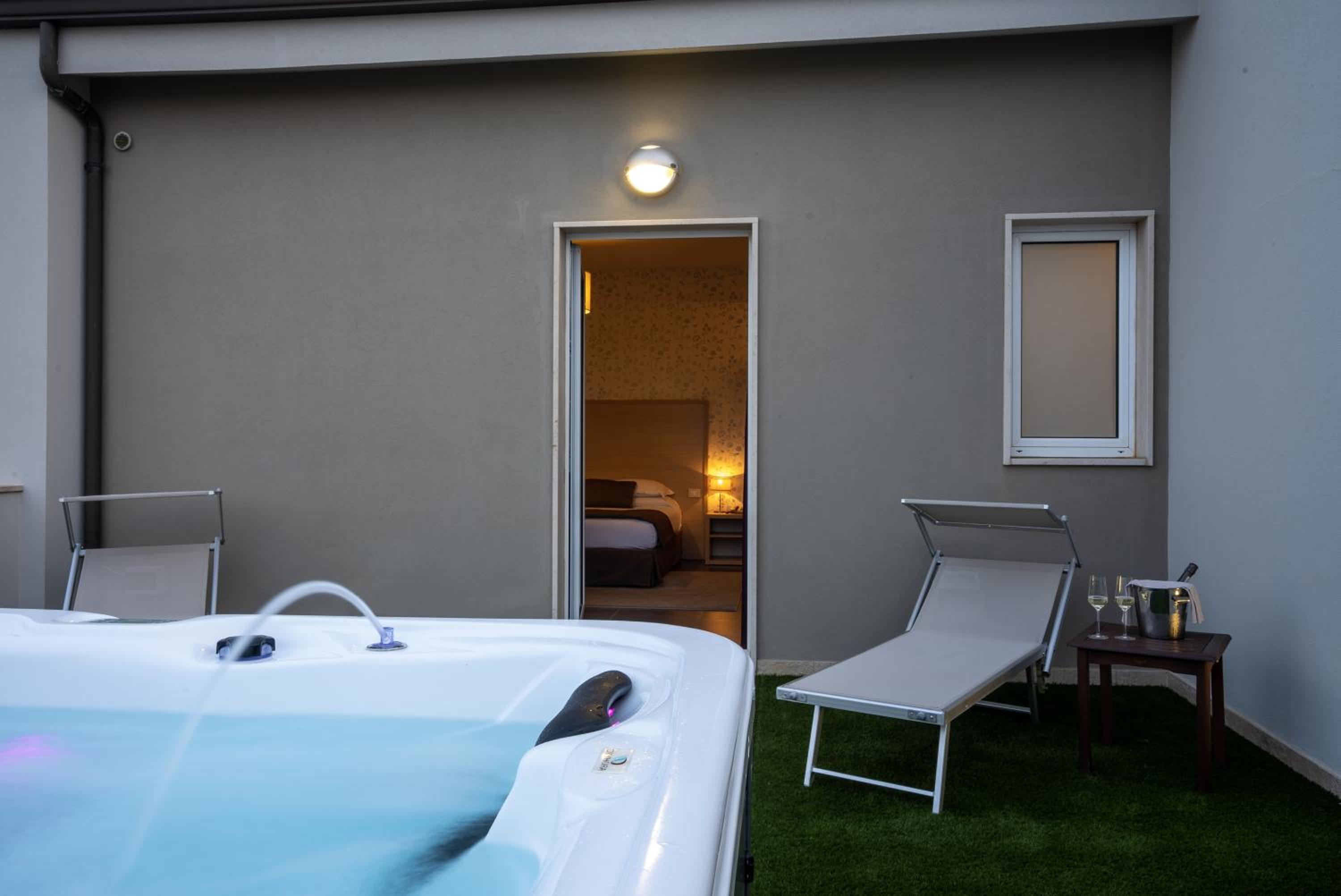 Suite with Private Pool