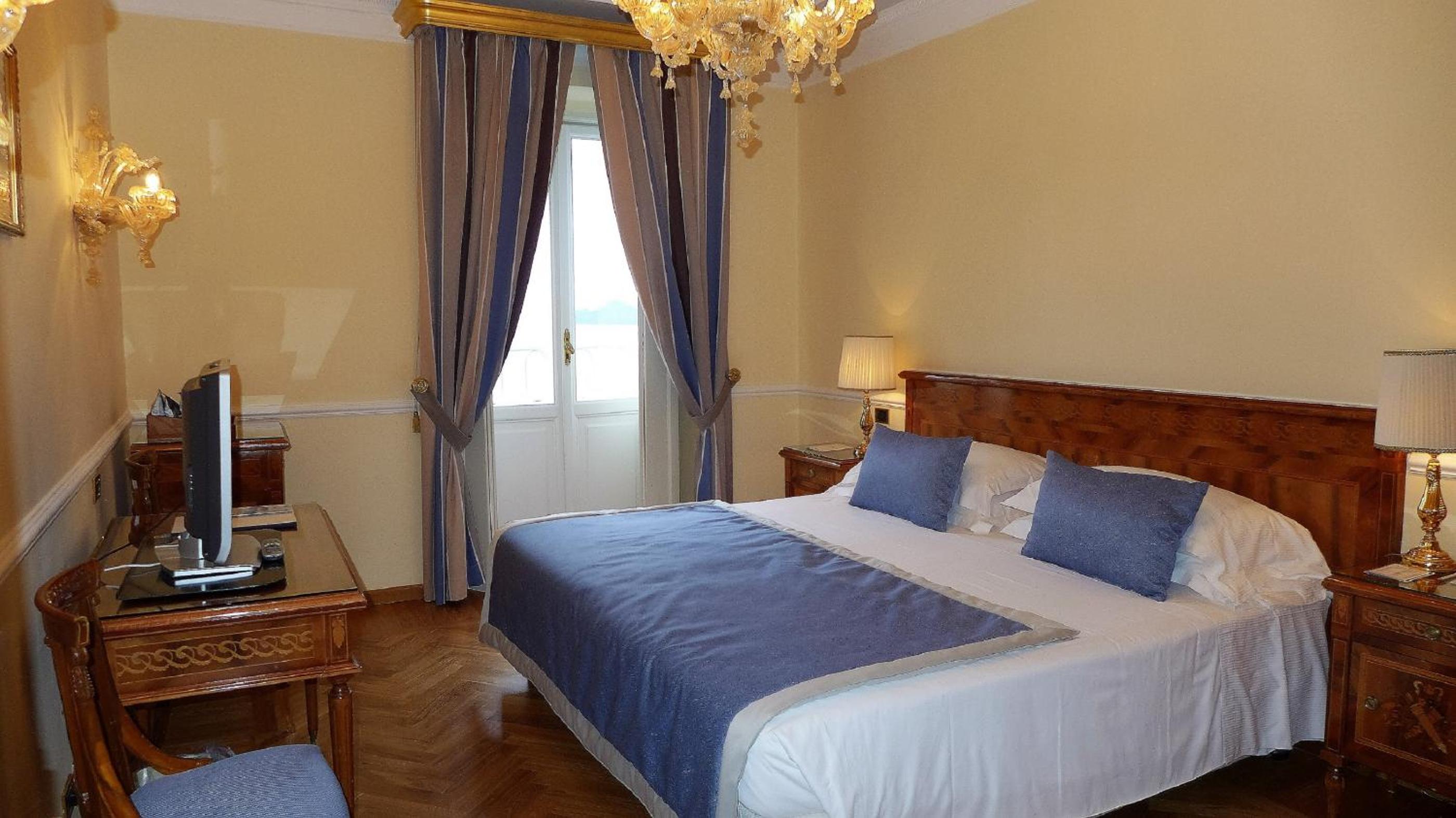 Standard Double or Twin Room with Sea View