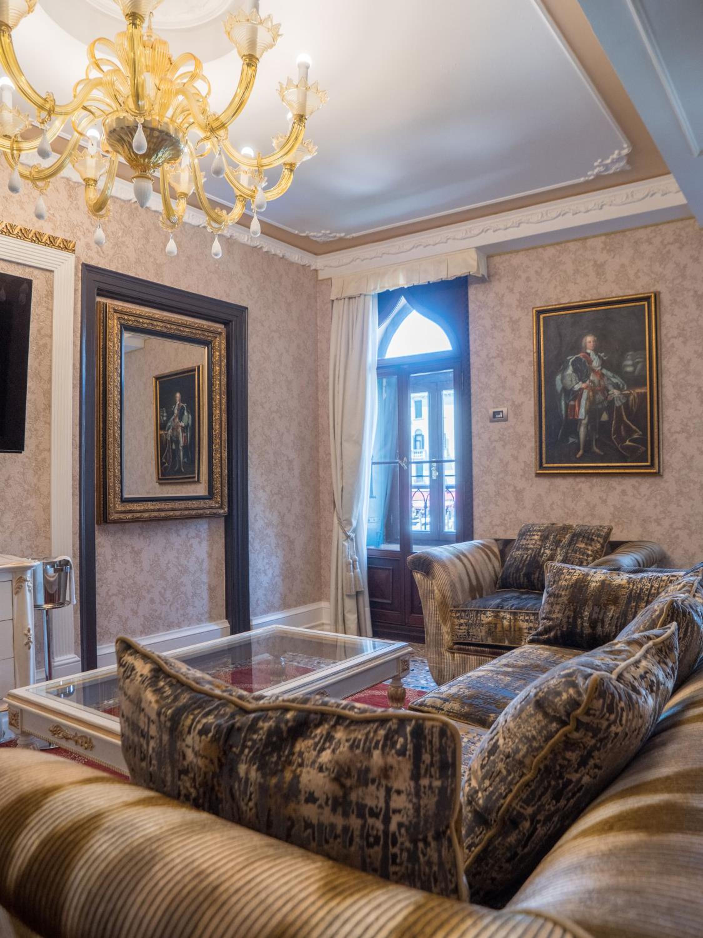 Suite with Grand Canal View