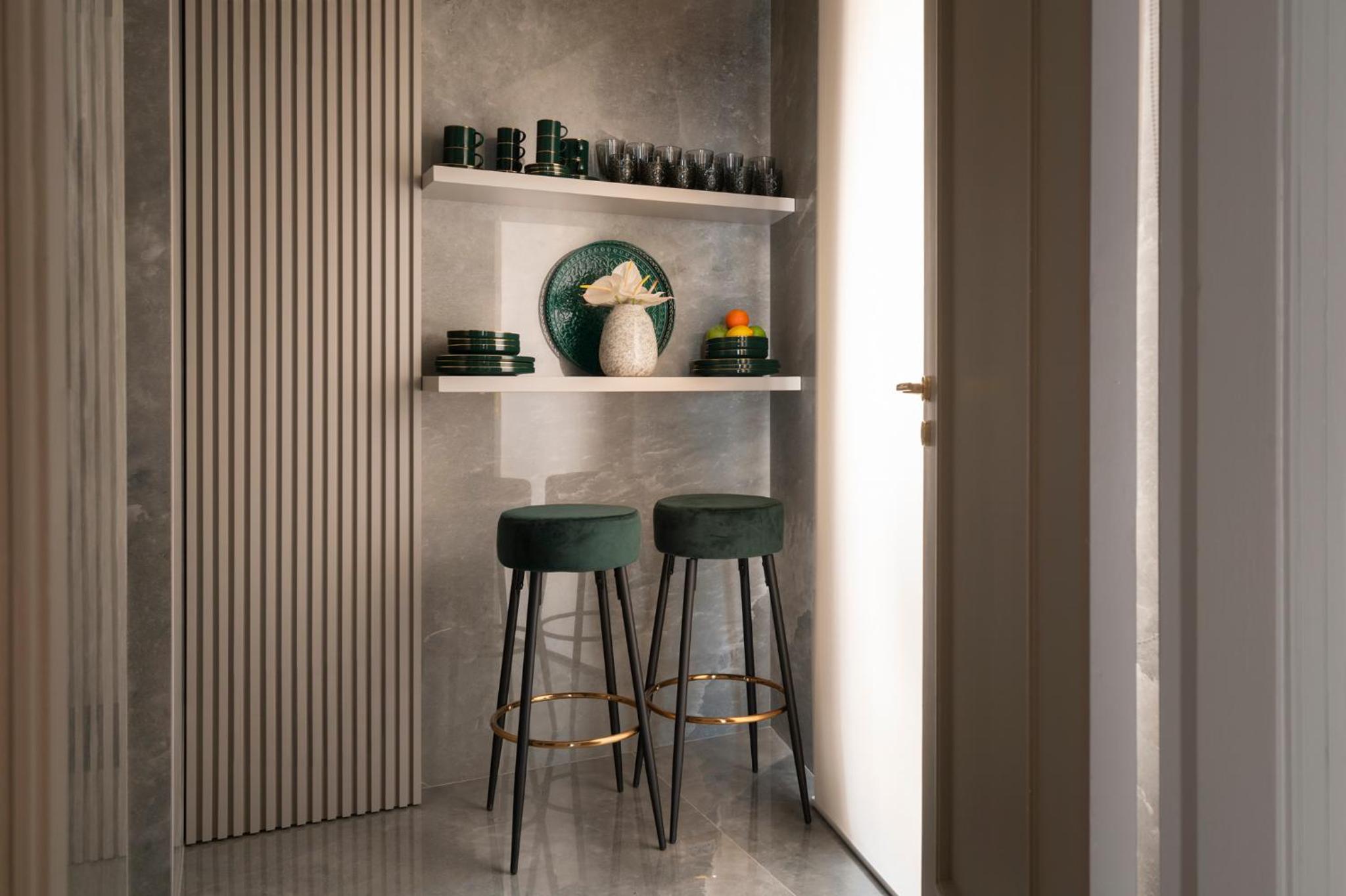 Pantheon View Suite Apartment  Separate Building 