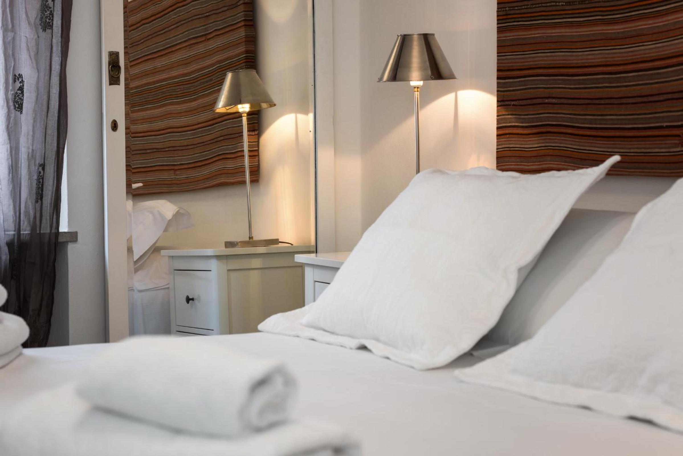 Superior One-Bedroom Apartment