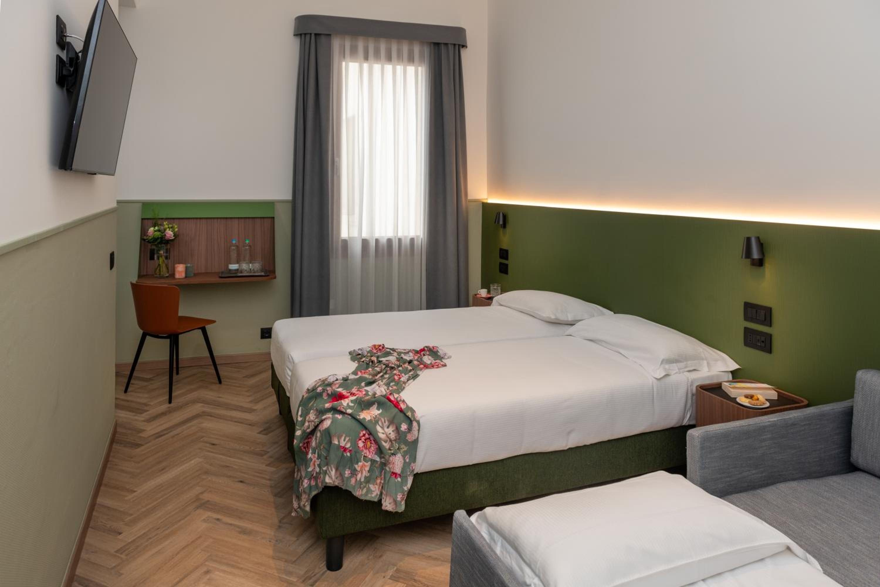 Superior Triple Room