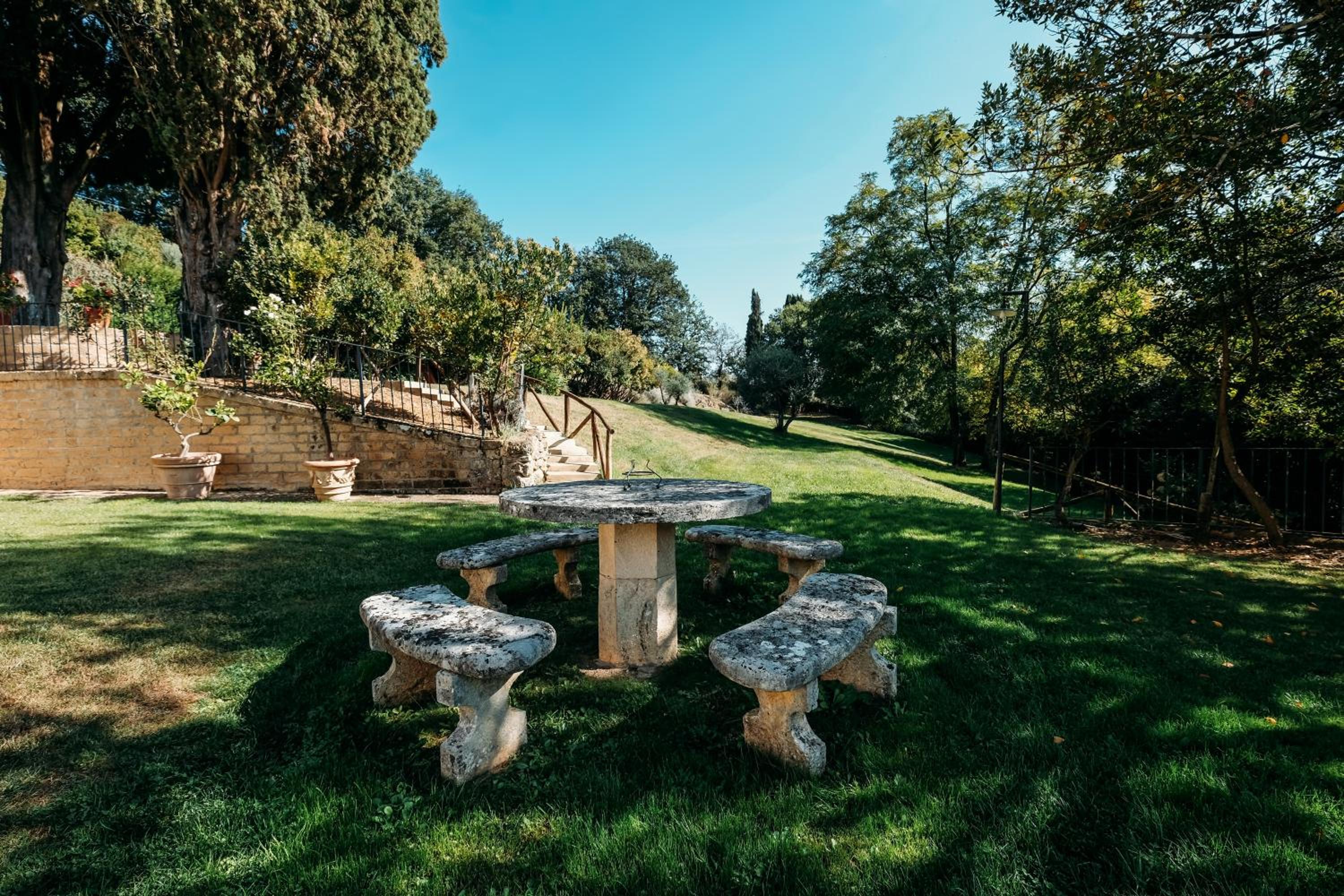 Two-Bedroom Apartment (5 Adults)