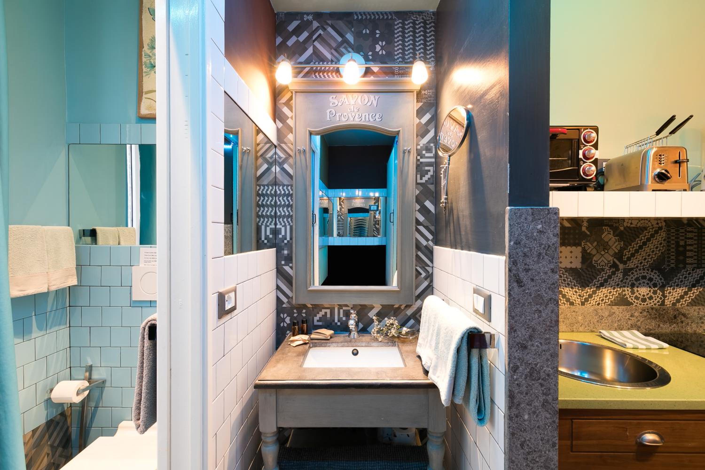 One-Bedroom Apartment with Terrace