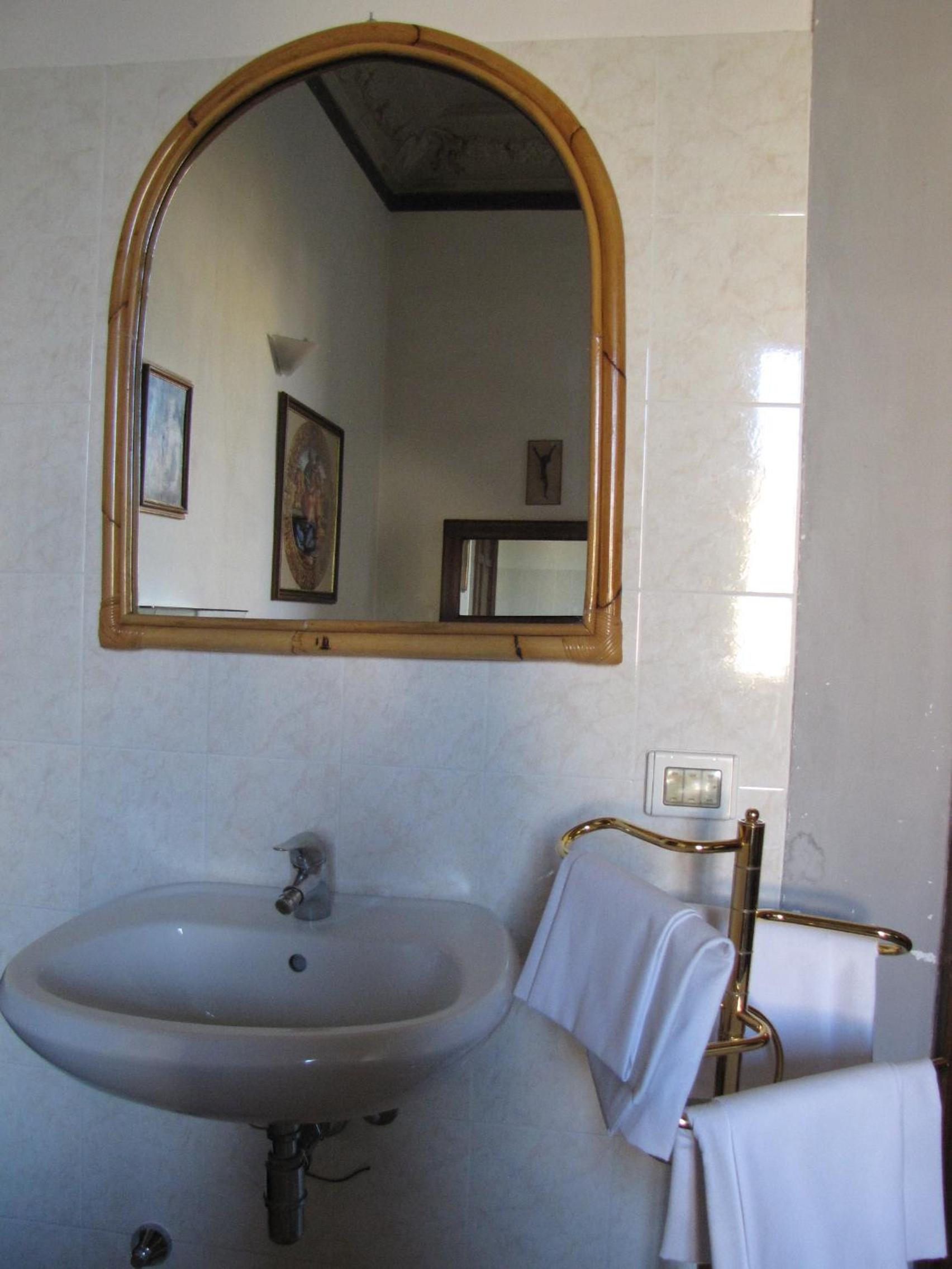 Family Room (6 Adults)