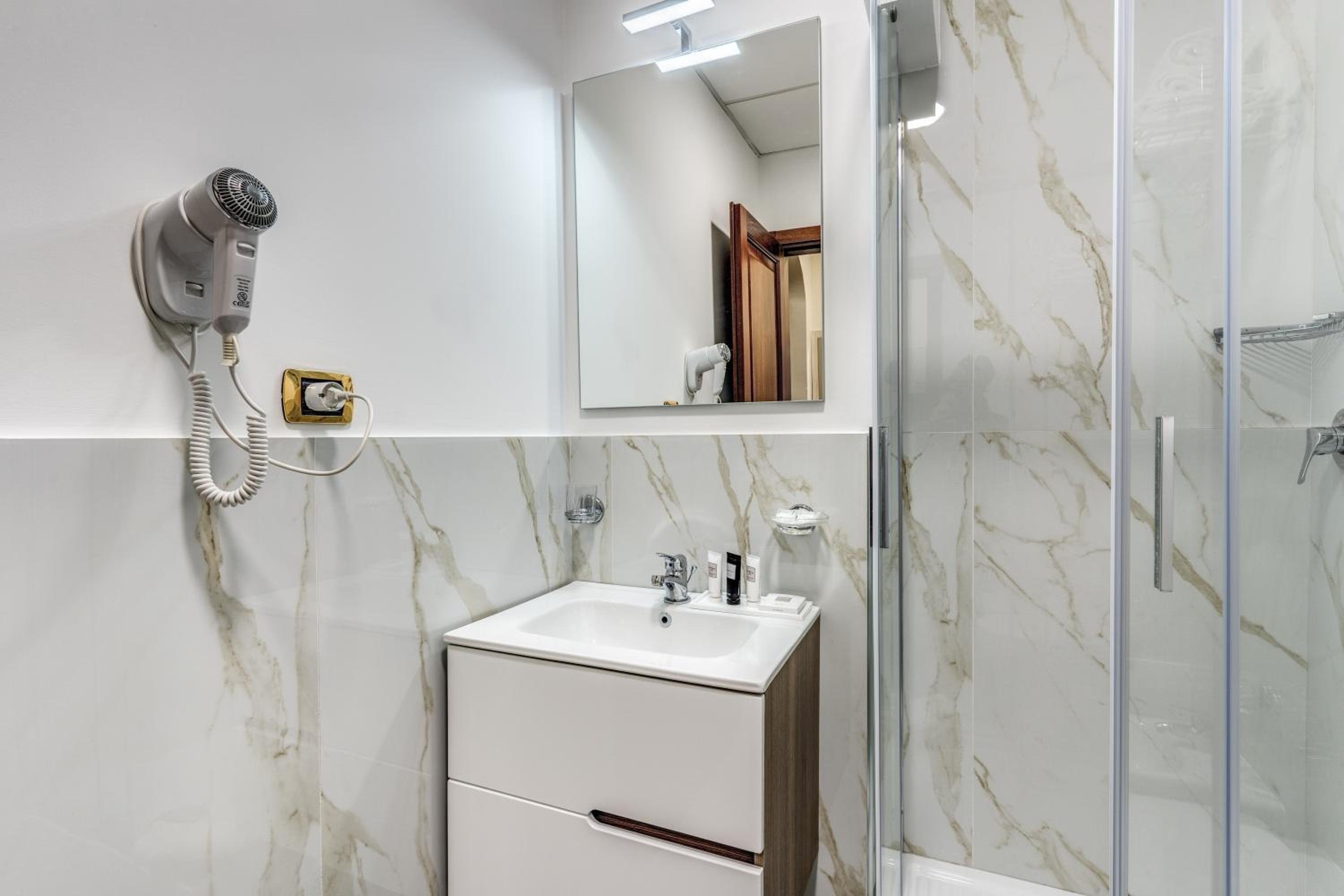 Large Single Room