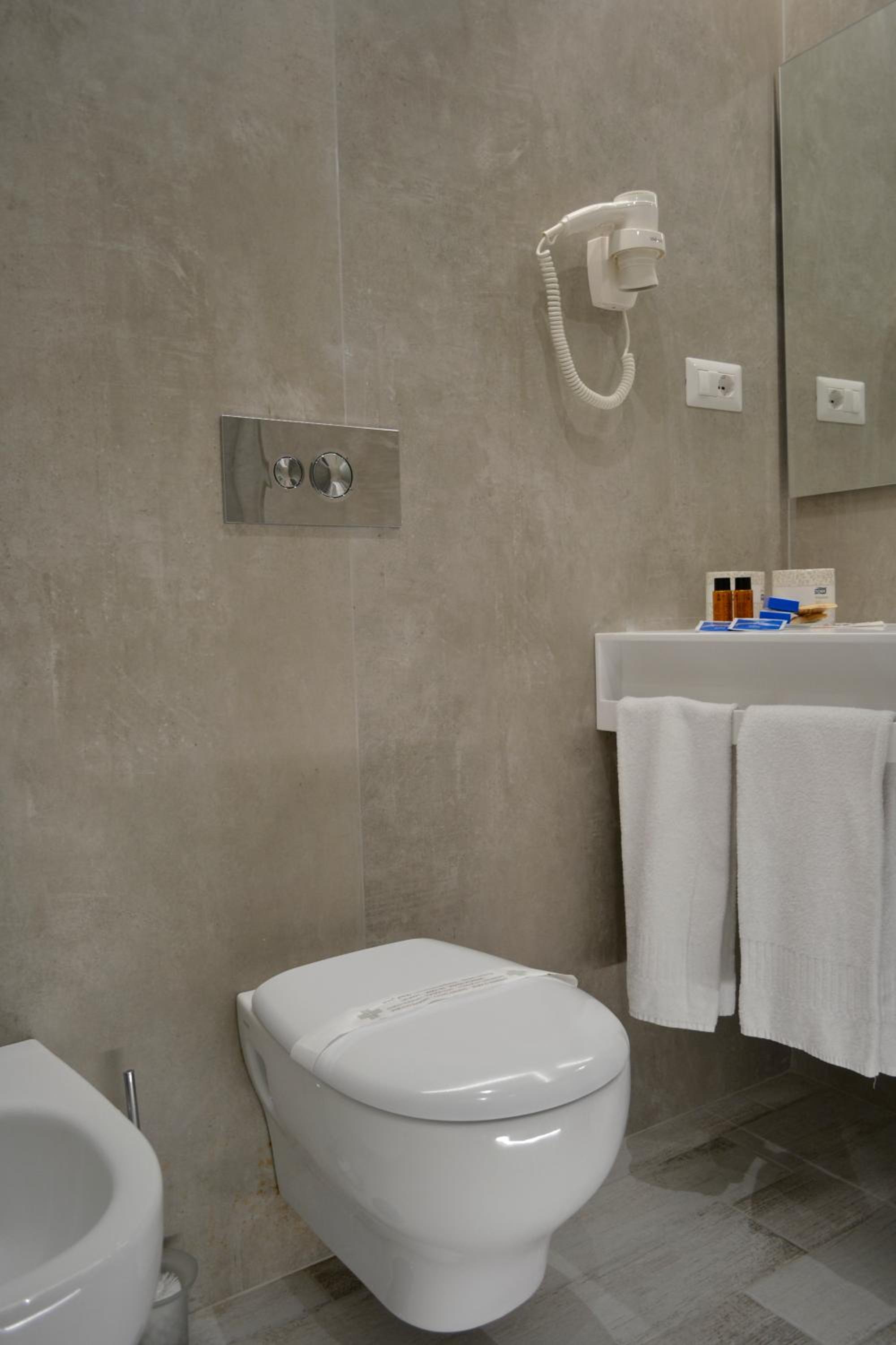 Quadruple Room with Sea View