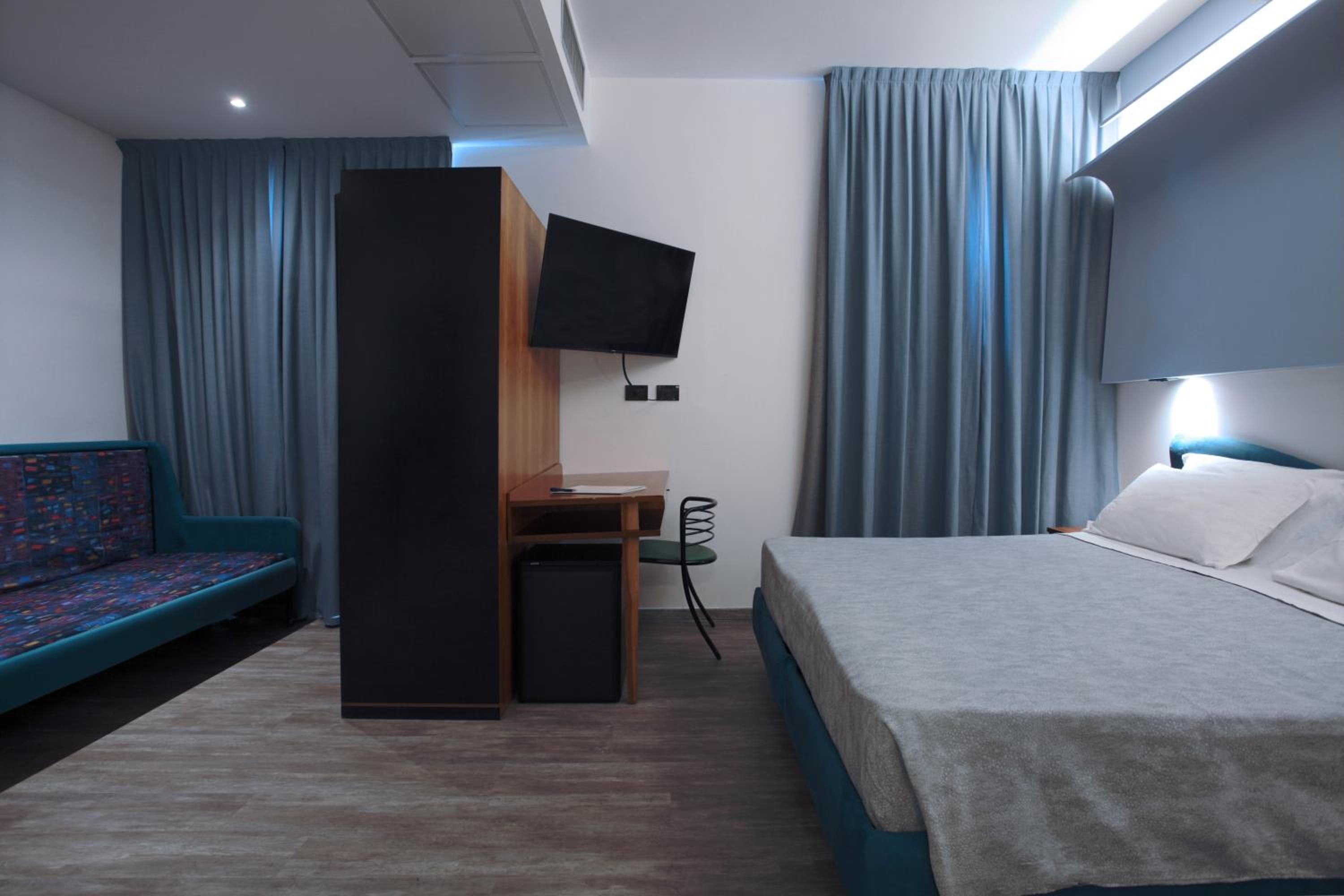 Economy Quadruple Room