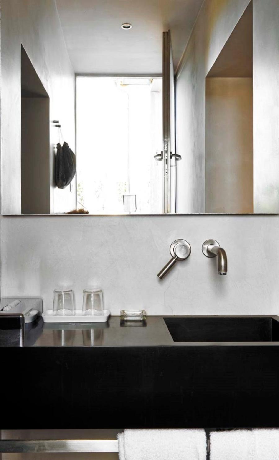 Superior Deluxe Studio