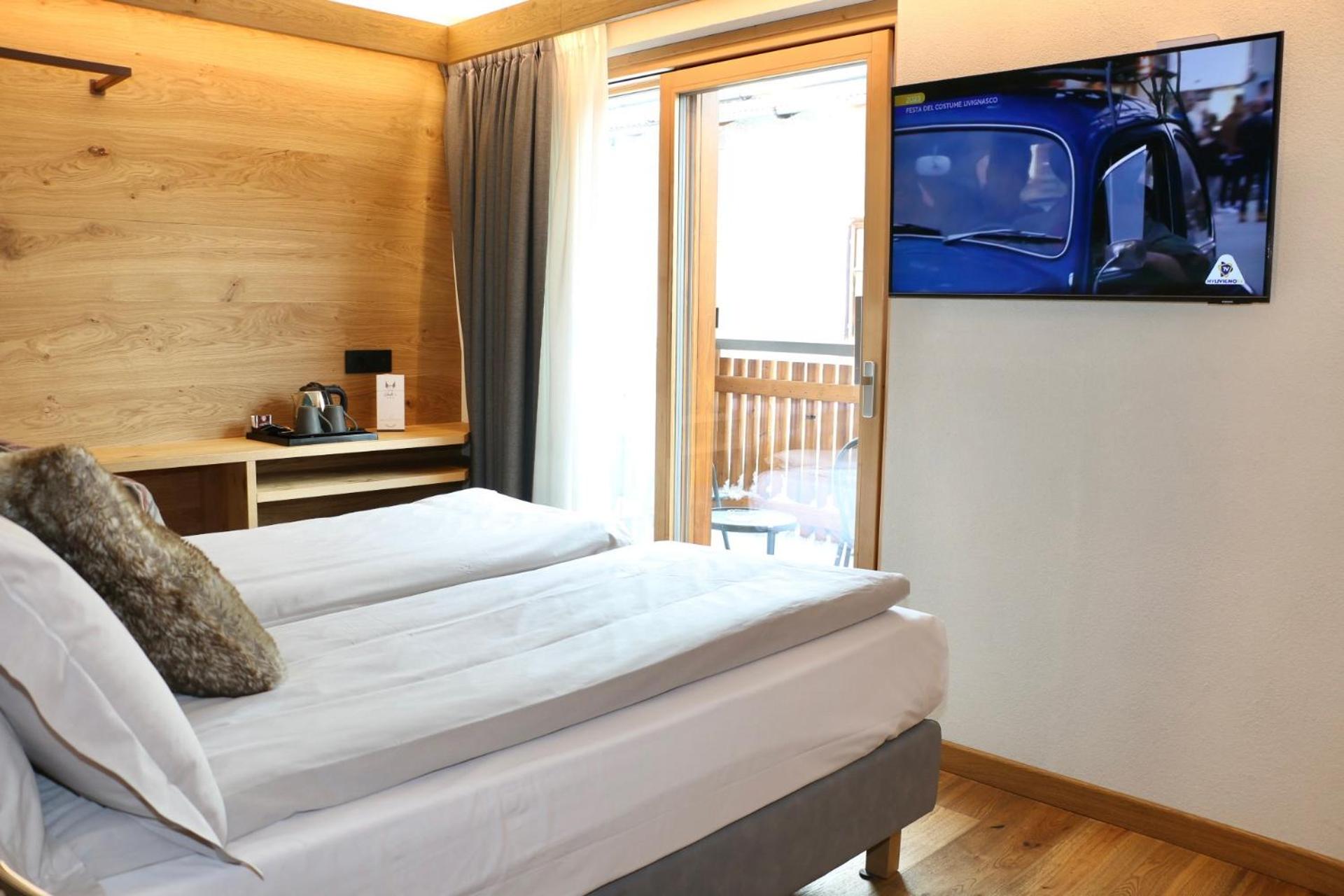 Double or Twin Room with Balcony