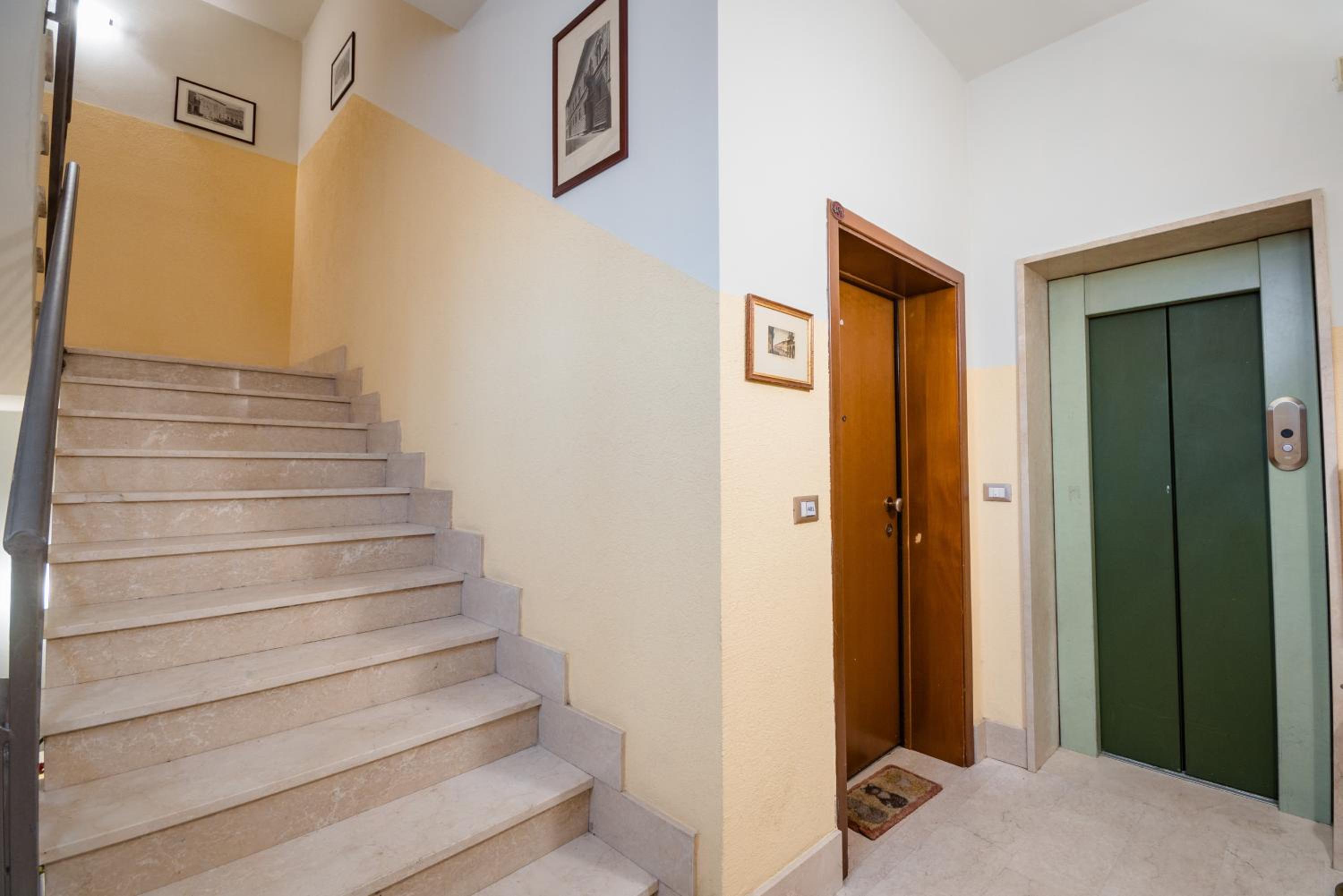 Studio (2 Adults) - Annex