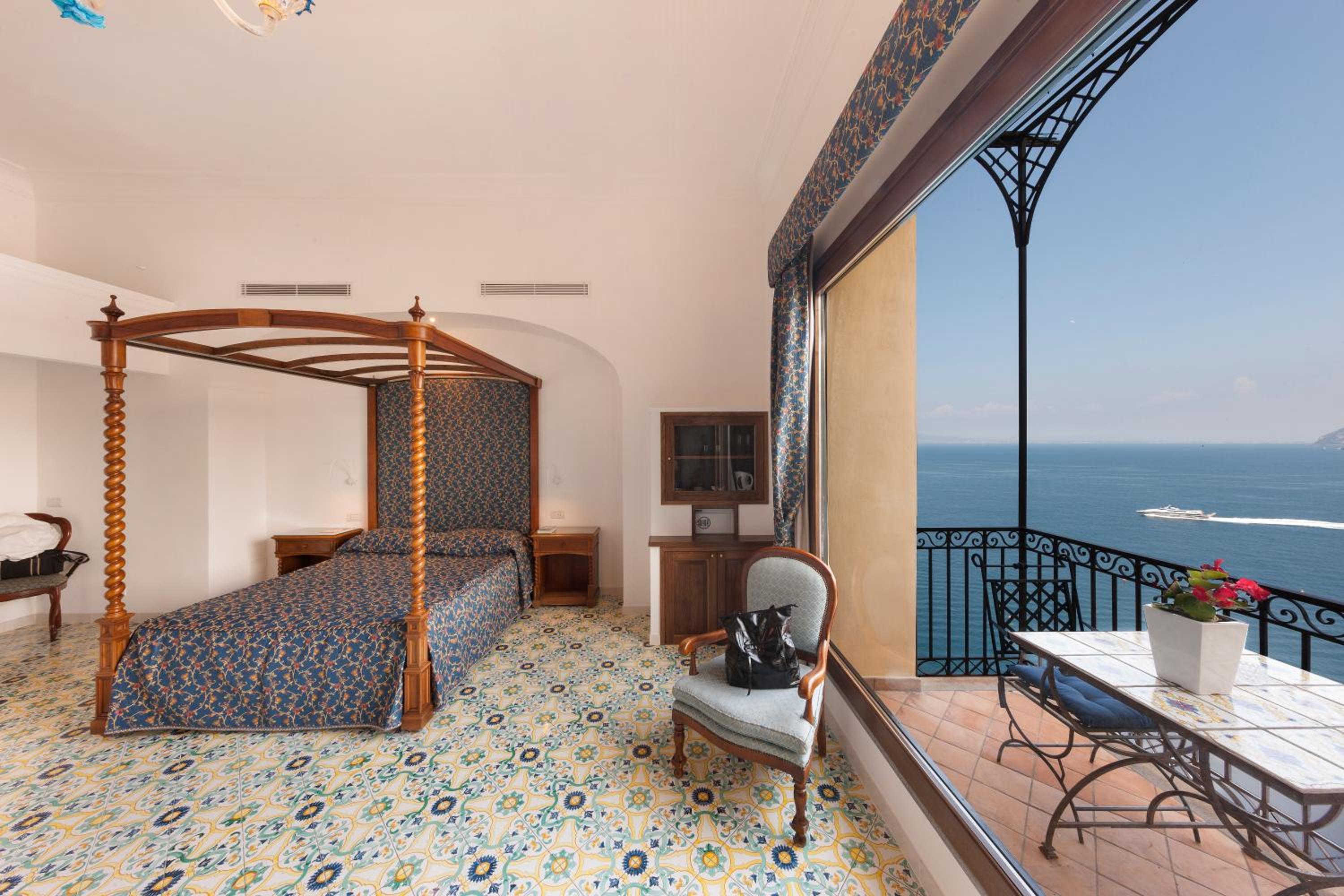 Junior Suite with Sea View