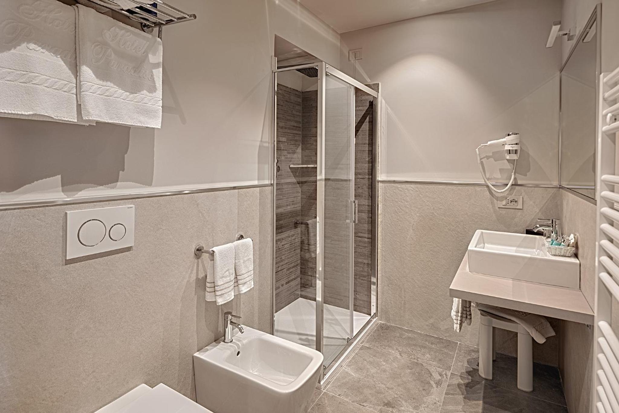 Deluxe Double Room with Sea Side 