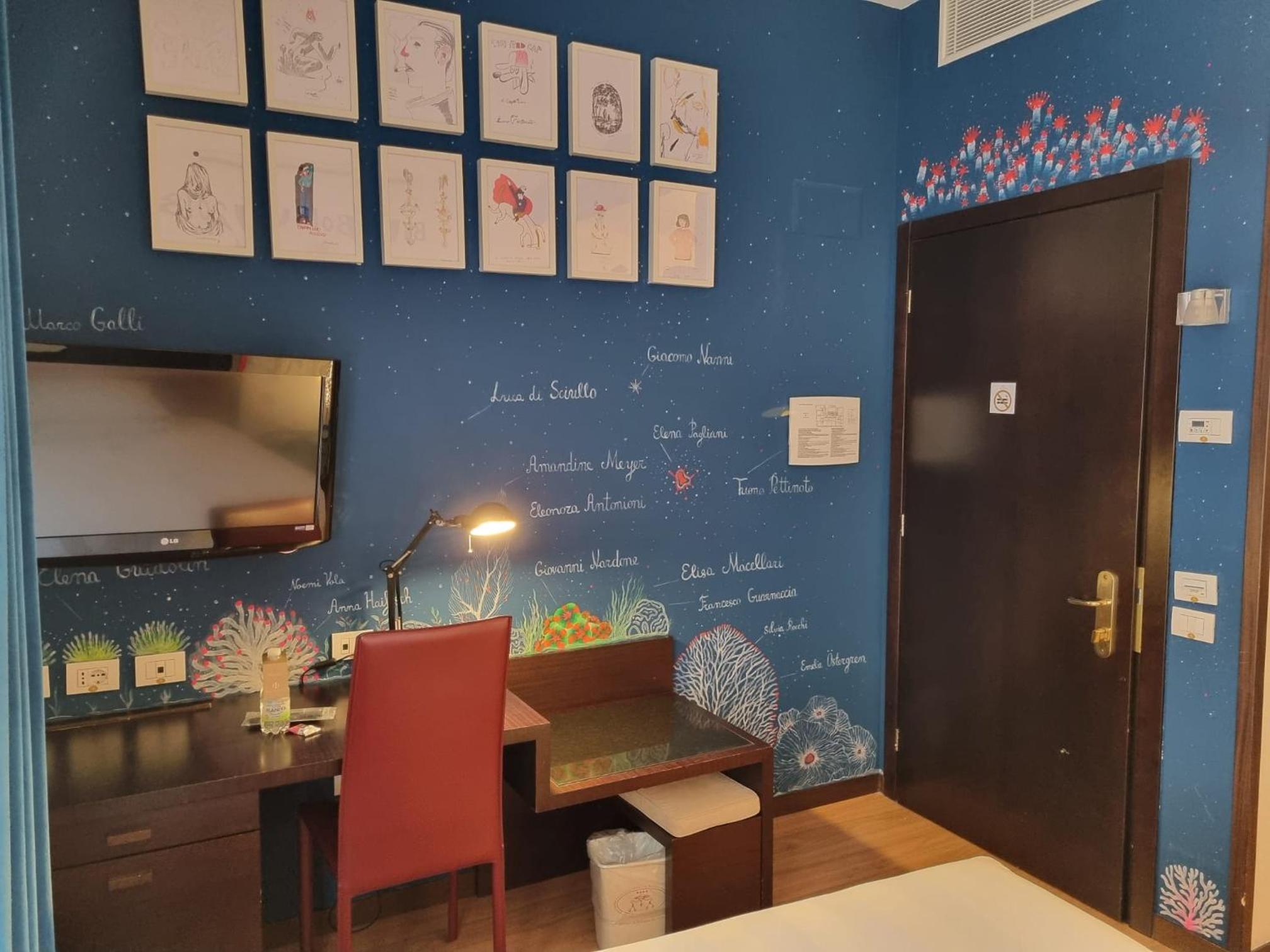 Compact Room