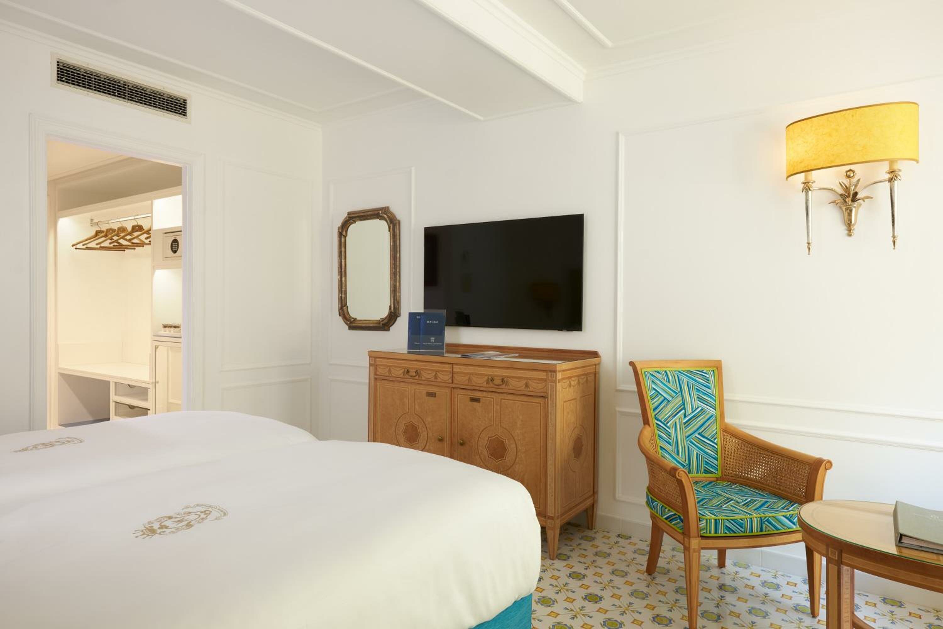 Classic Double or Twin Room