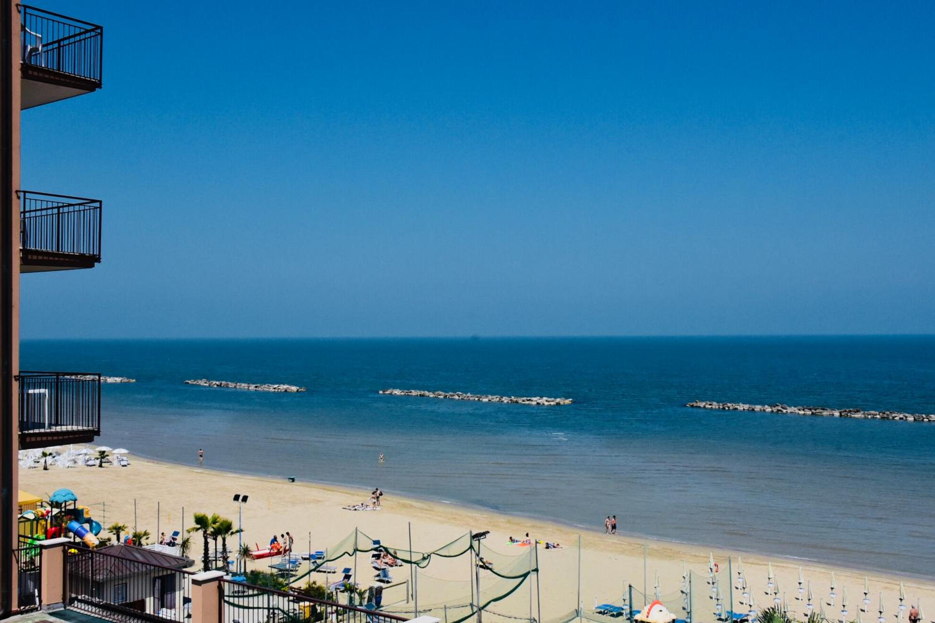 Quadruple Room with Sea View