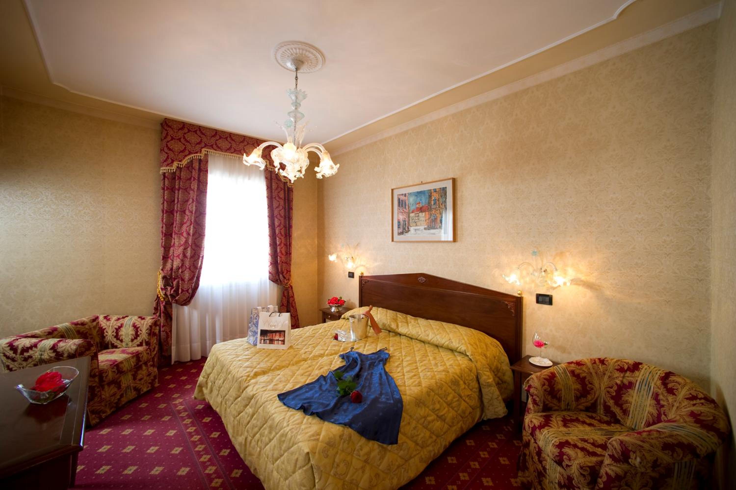 Classic Double or Twin Room