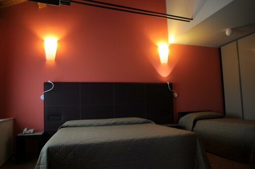 Basic Triple Room в Relais Magione Papale