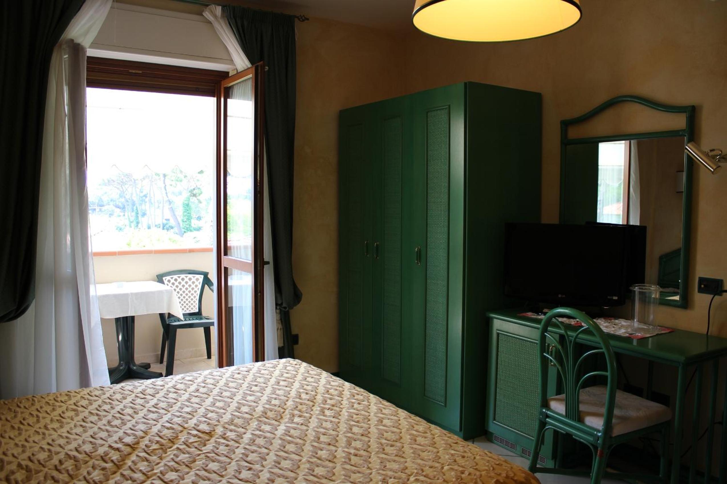 Single Room with Balcony