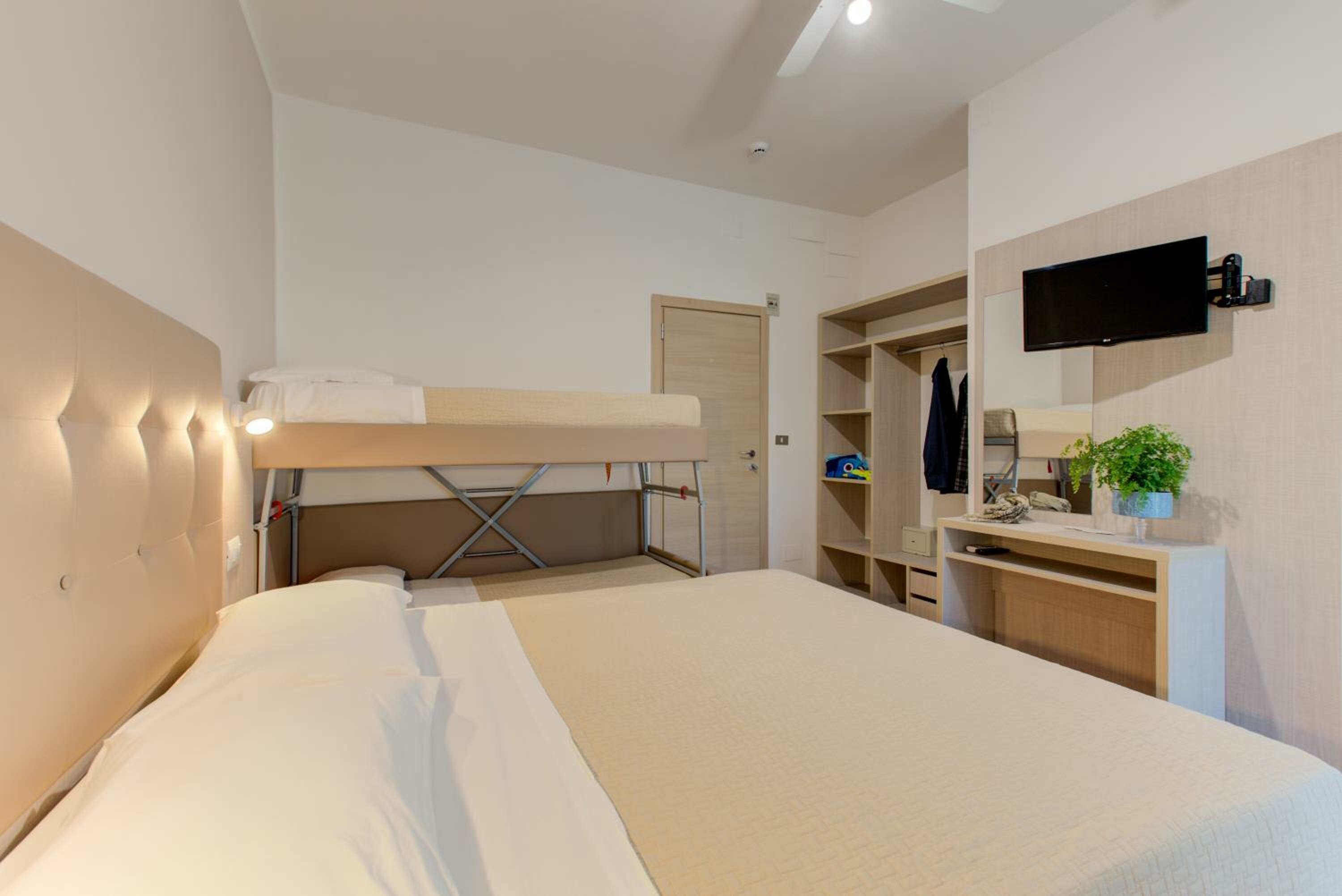 Quadruple Room with Balcony