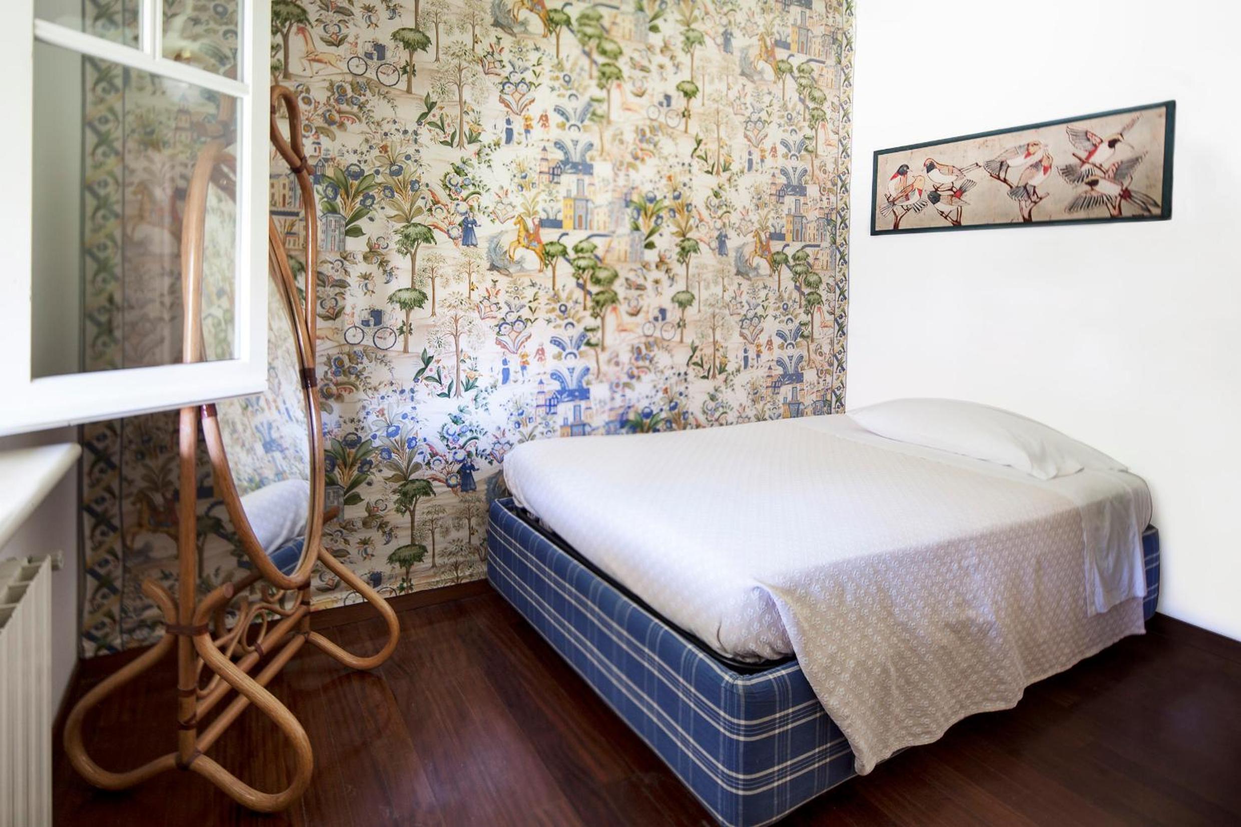 Superior Family Room (2 Adults + 2 Children)