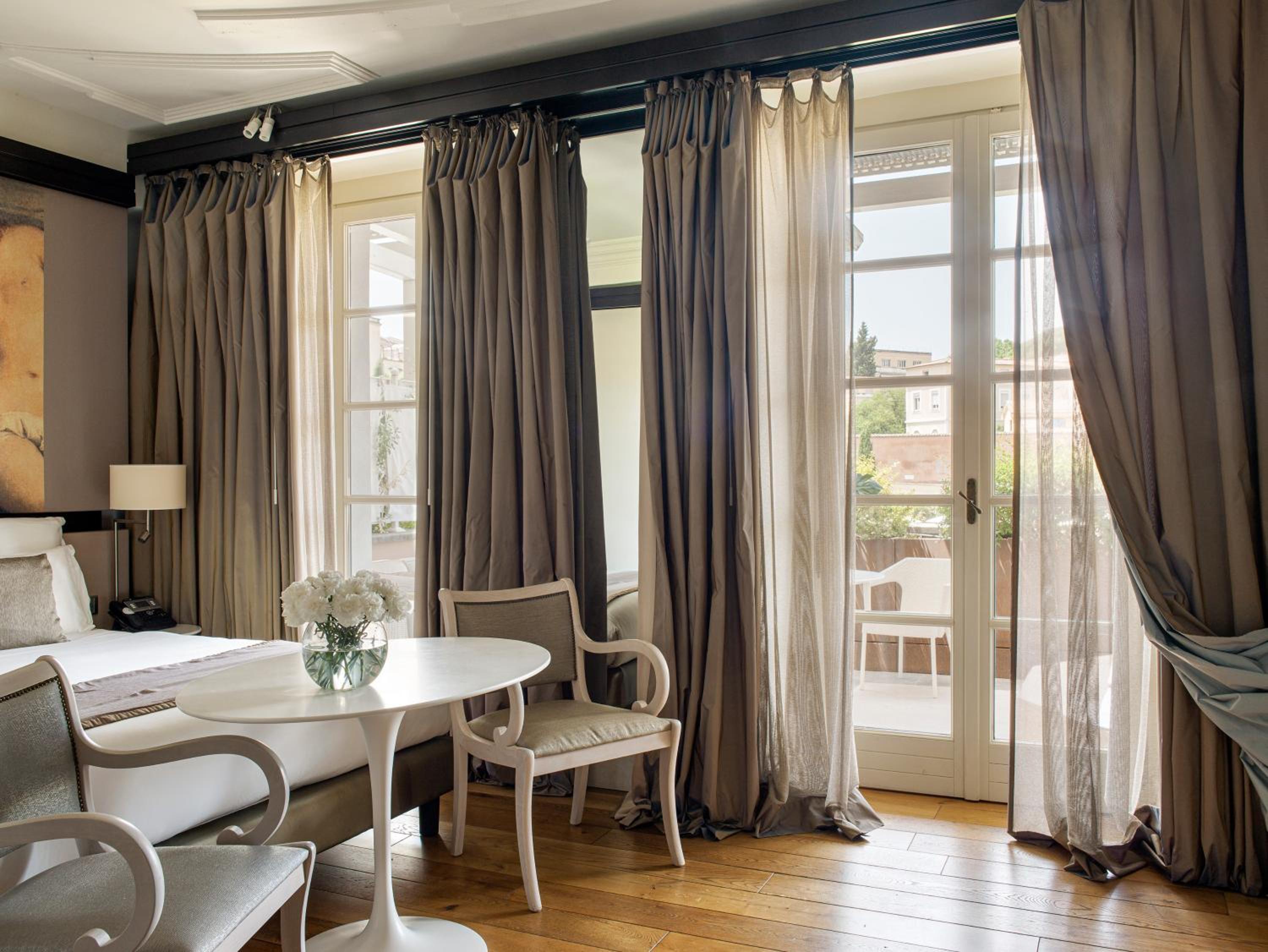 Supreme Room with Whirlpool