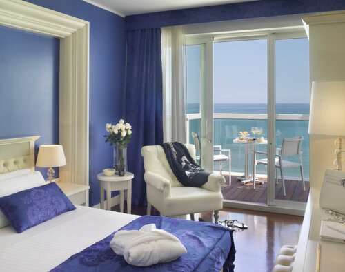 King Room with Sea View в Tiffany's