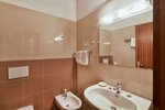 Double Room (EAST SIDE without balcony) в Hotel Juliane