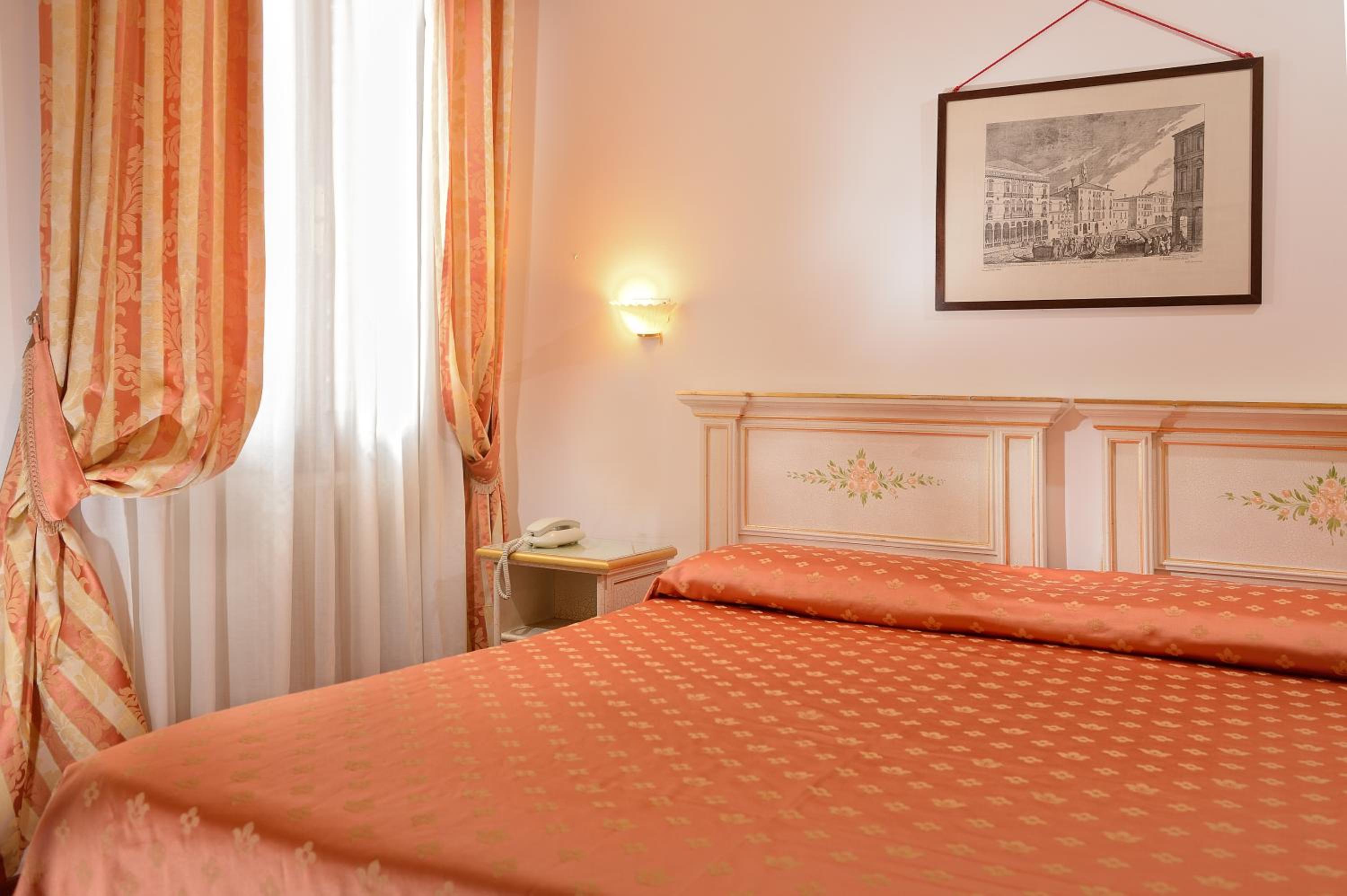 Classic Double or Twin Room