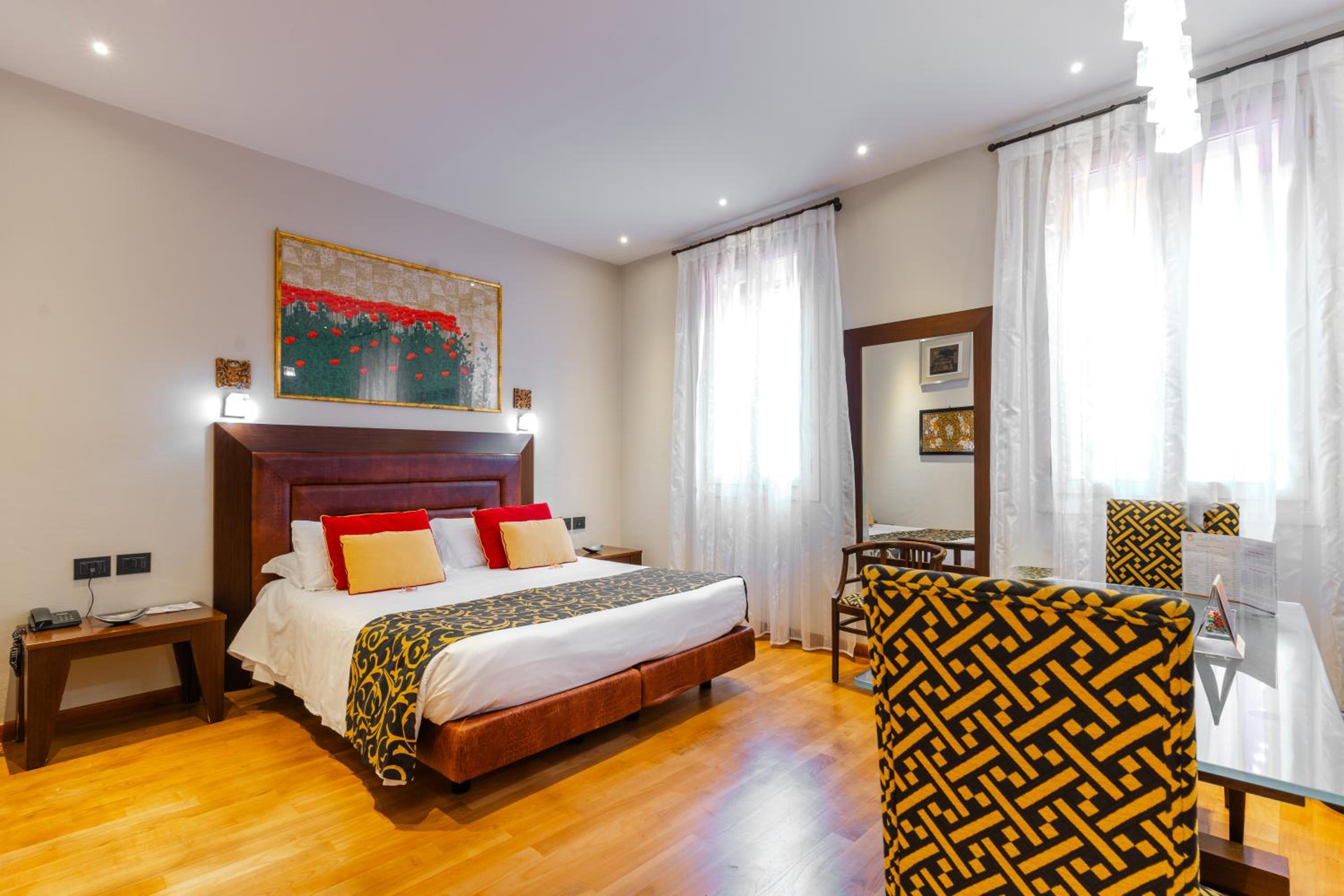 One-Bedroom Apartment - Annex