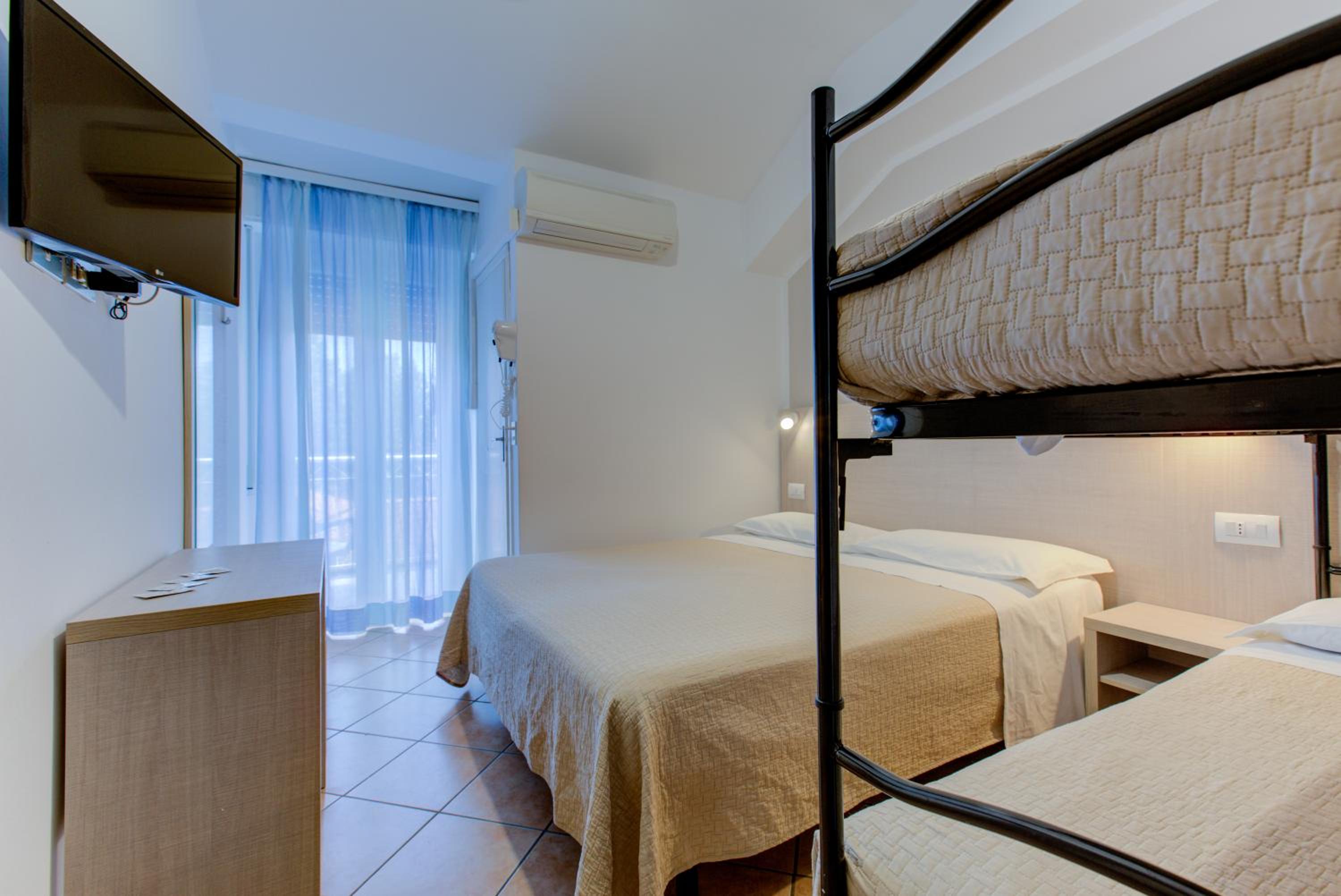 Economy Quadruple Room