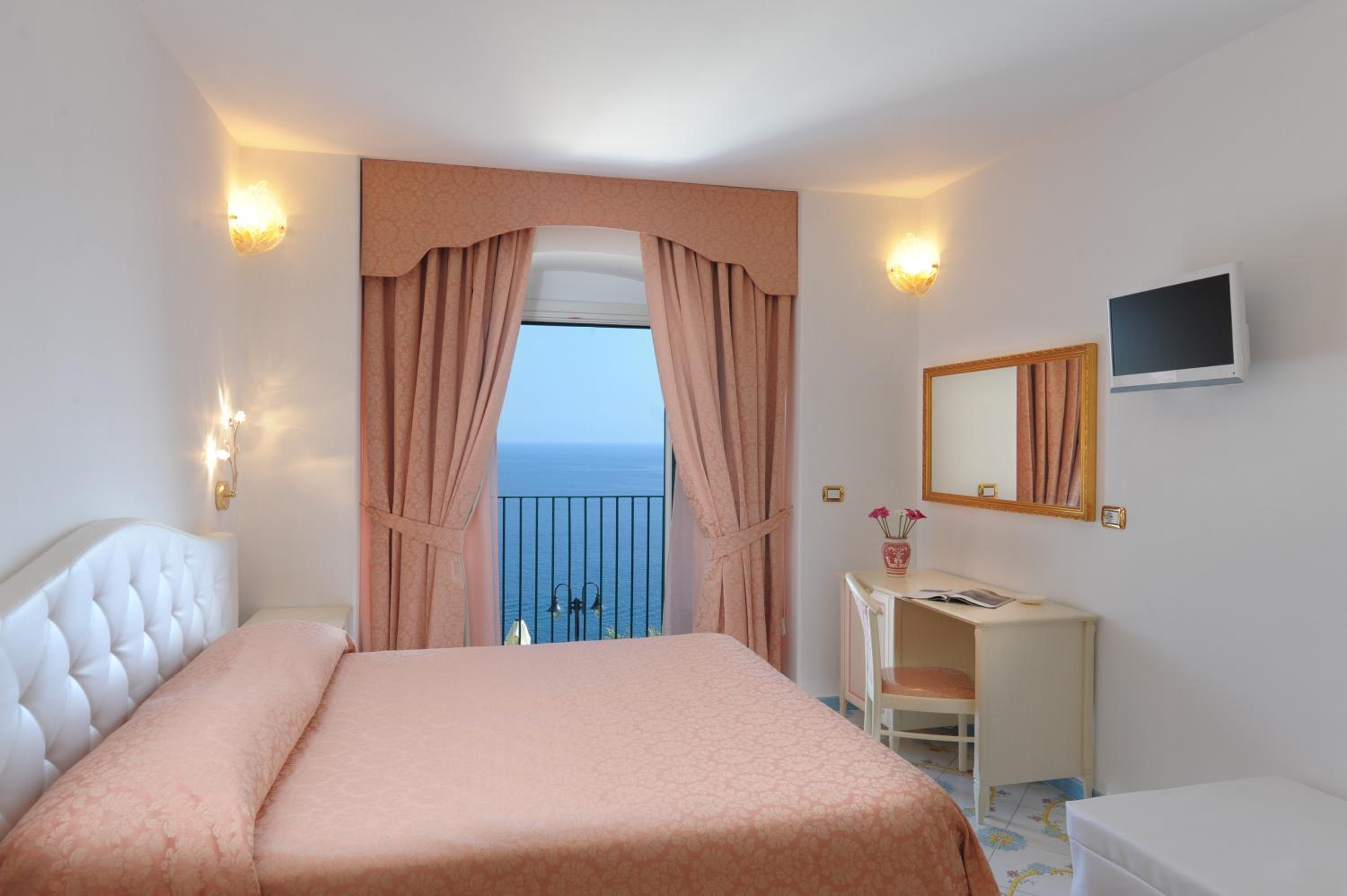 Superior Double Room with Sea View