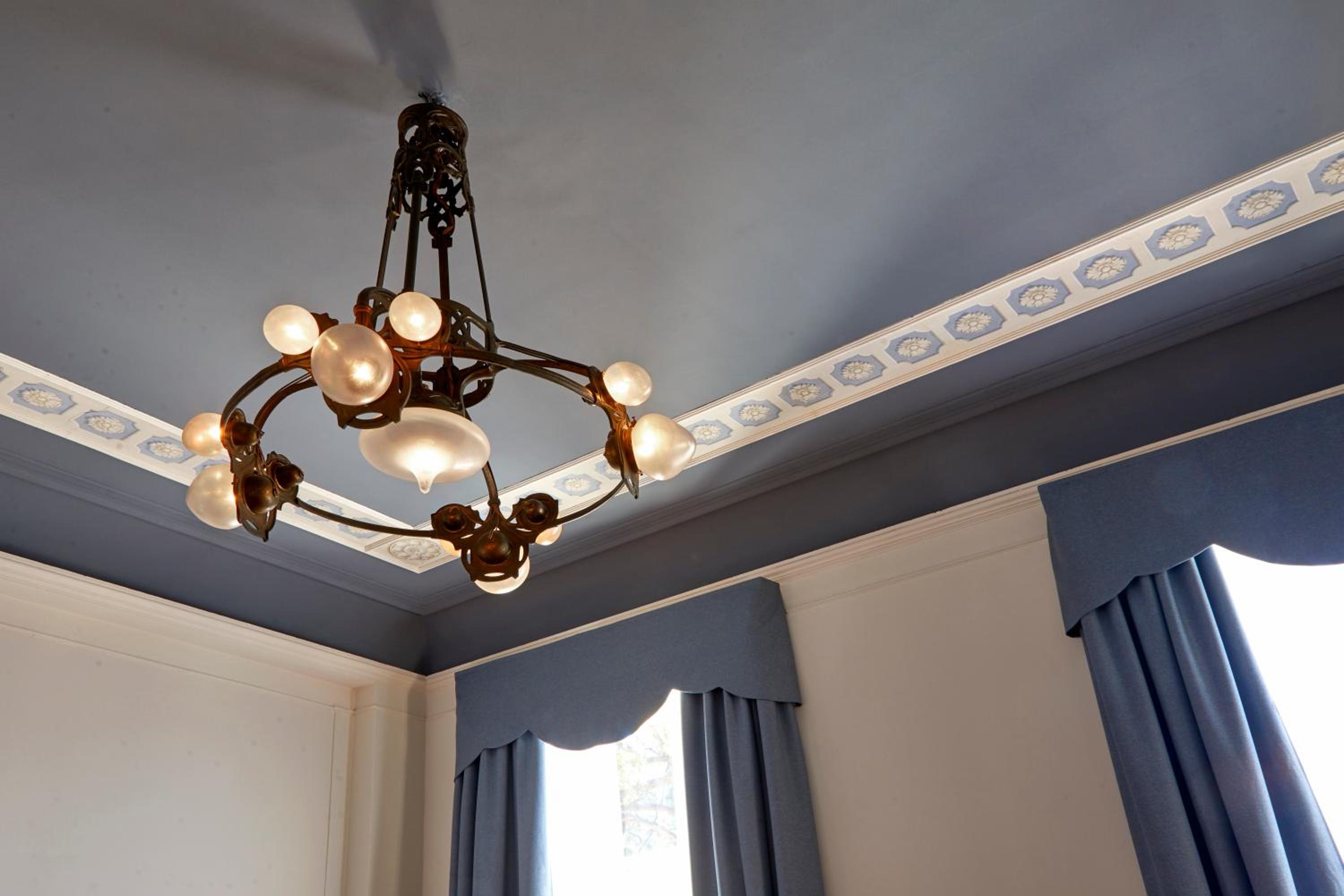 Junior Suite with Terrace and Lake View