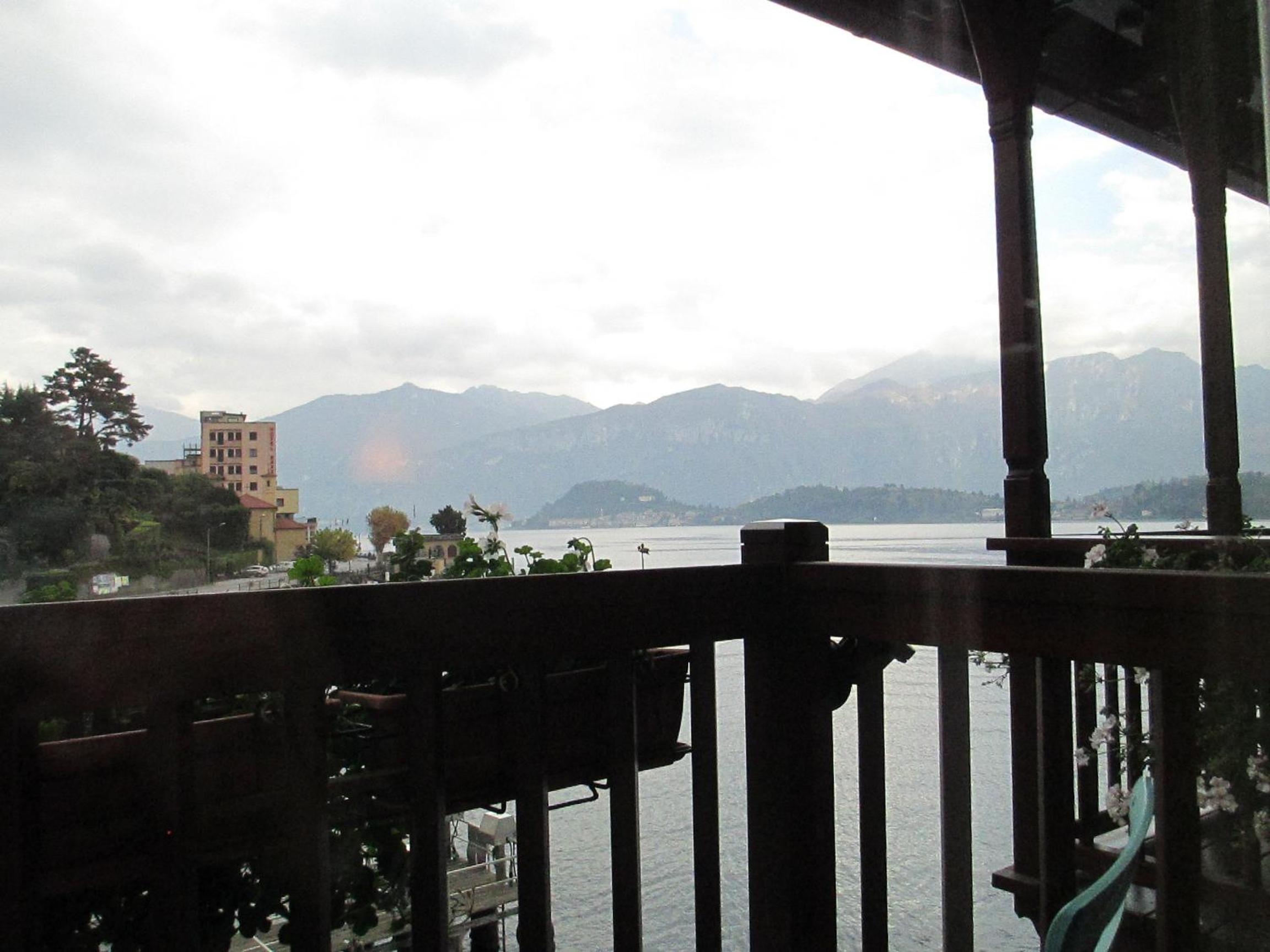 Double or Twin Room with Partial Lake View