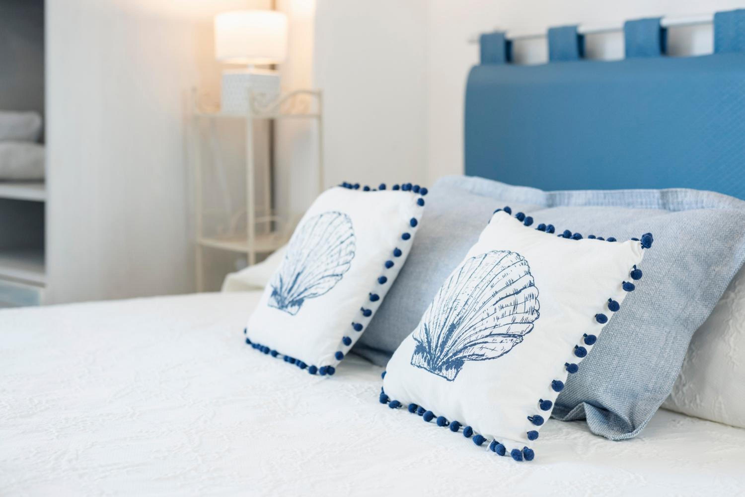 Economy Double Room with Sea View