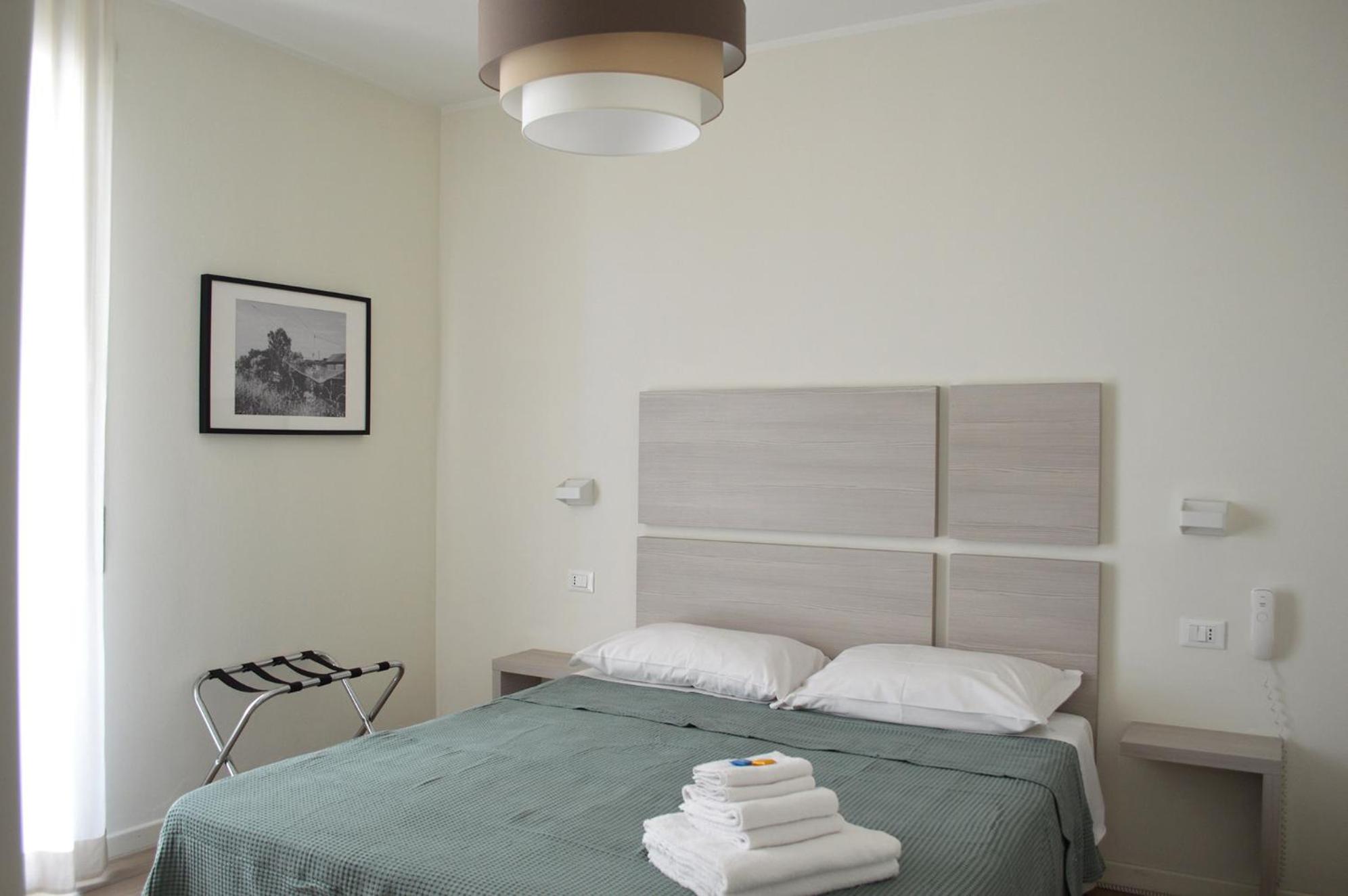 Deluxe Double Room with Balcony and Sea View