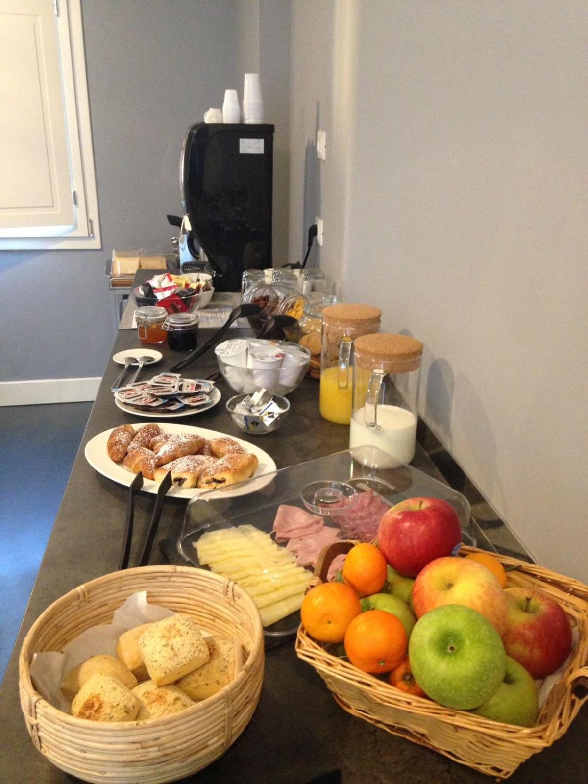 Double or Twin Room with Private Bathroom