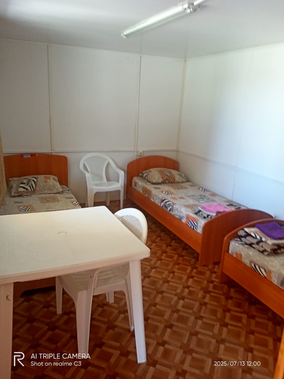 Трехместный номер в летнем домике