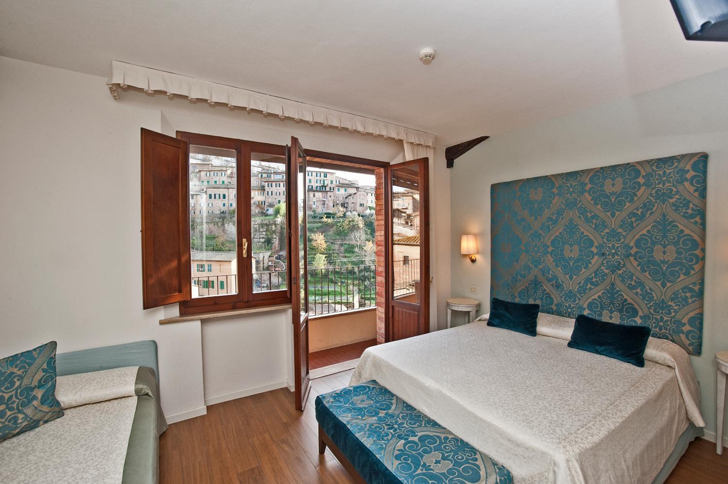 Superior Double or Twin Room with City View
