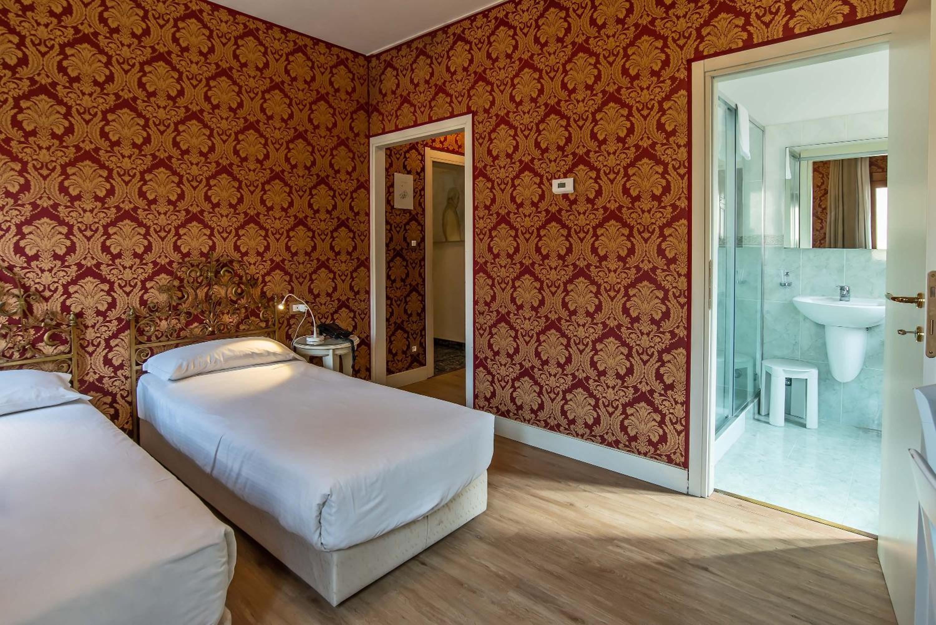 Comfort Double or Twin Room