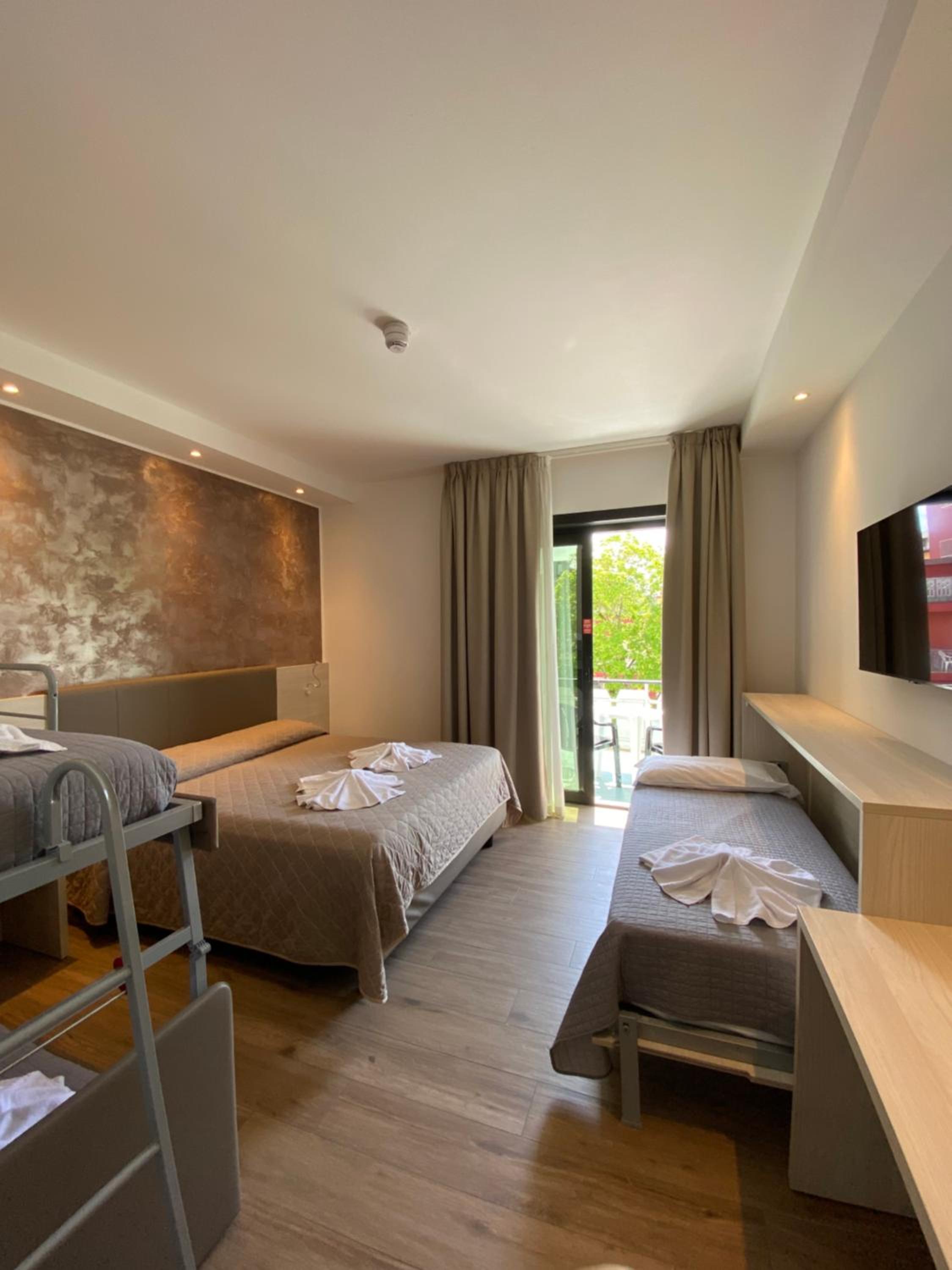 Superior Family Room with Terrace