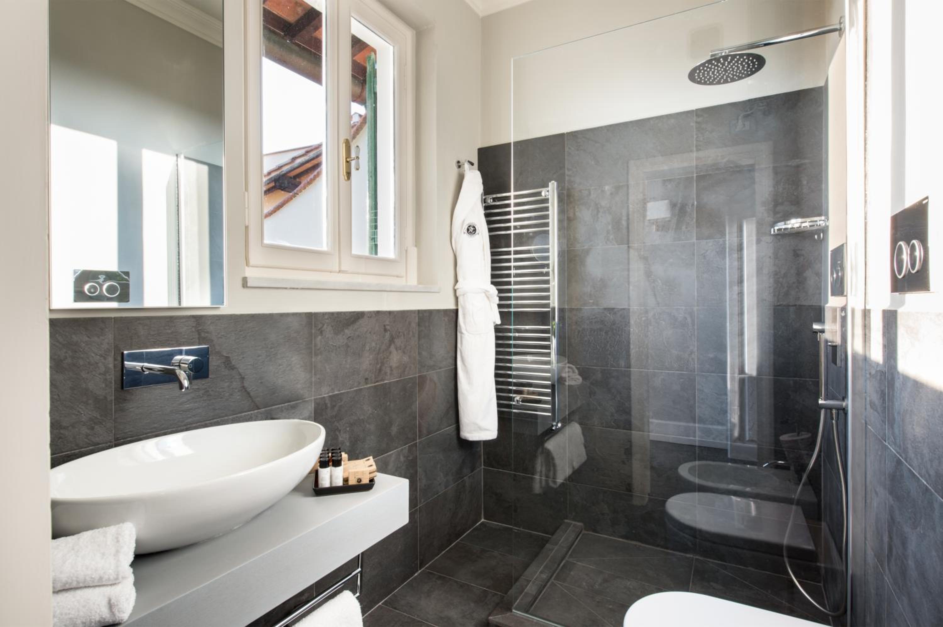 Deluxe Suite with Terrace