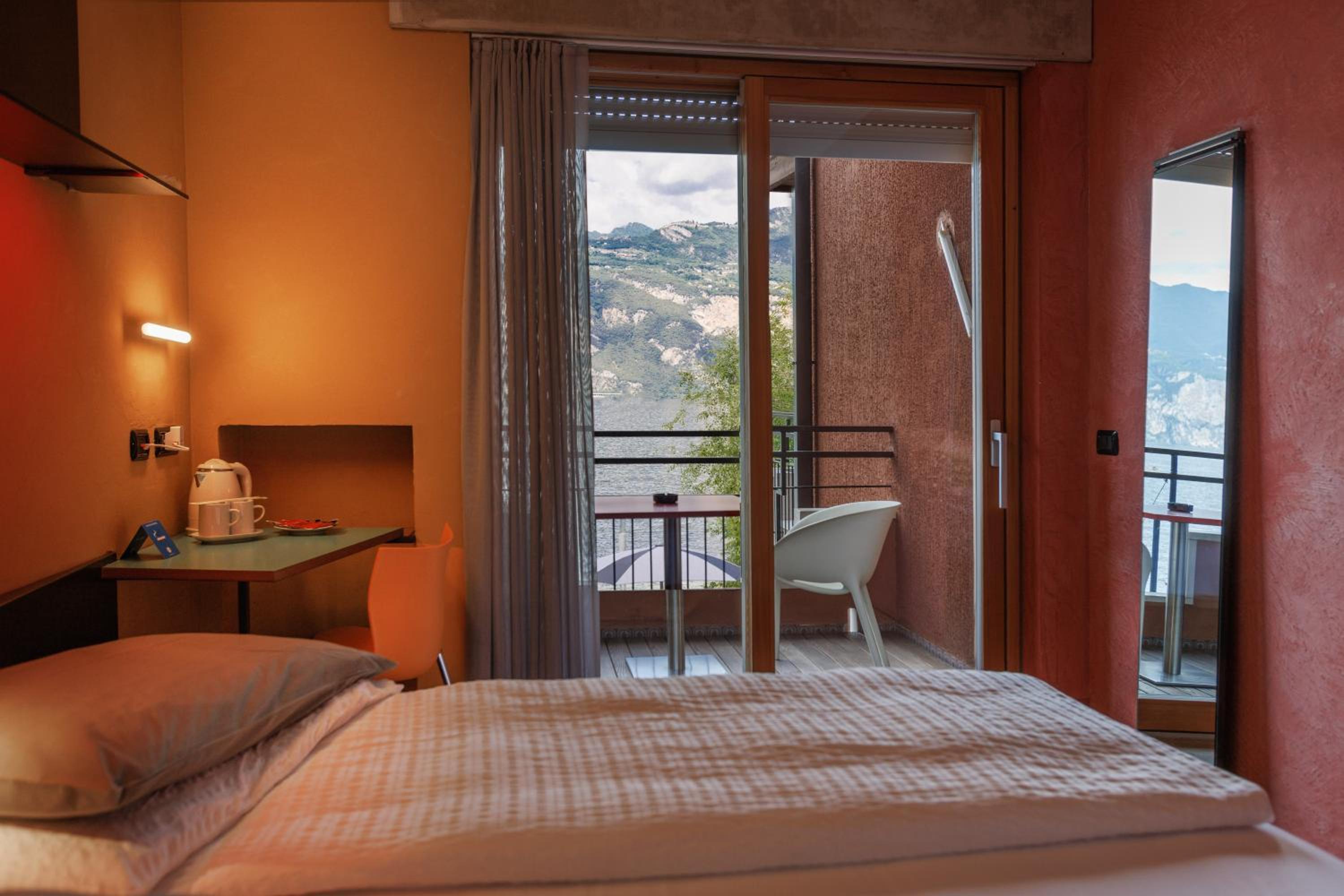 Triple Room Front Lake with Balcony (2 adults  + 1 child) 