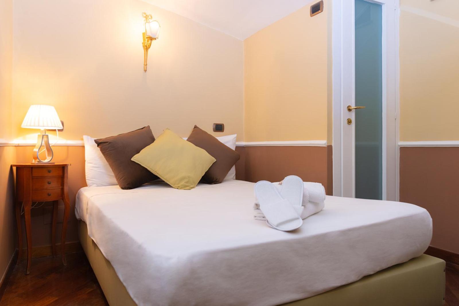 Family Room with Two Queen Beds and Single Bed